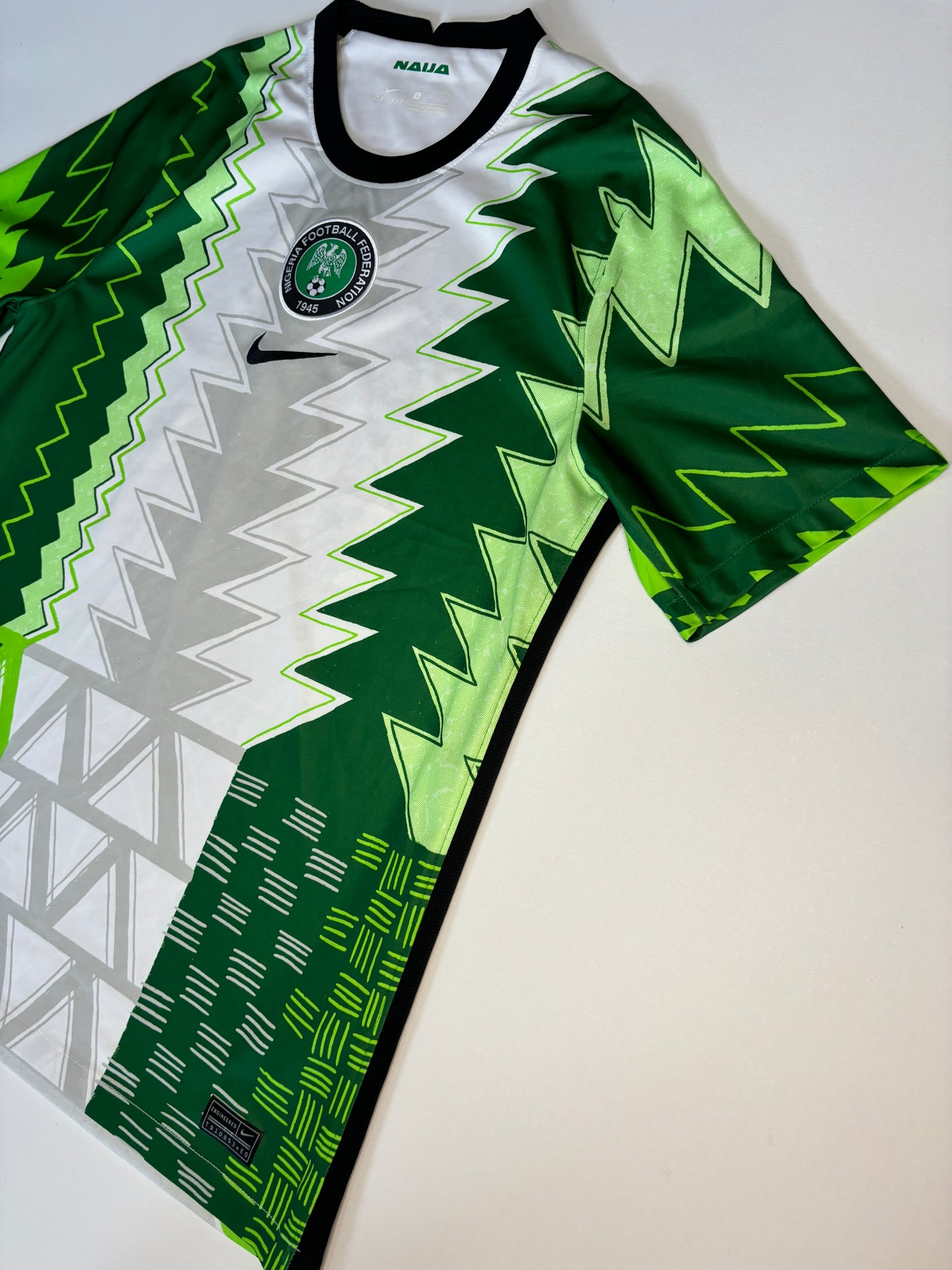 Nigeria Home Shirt 2020/22 (L)
