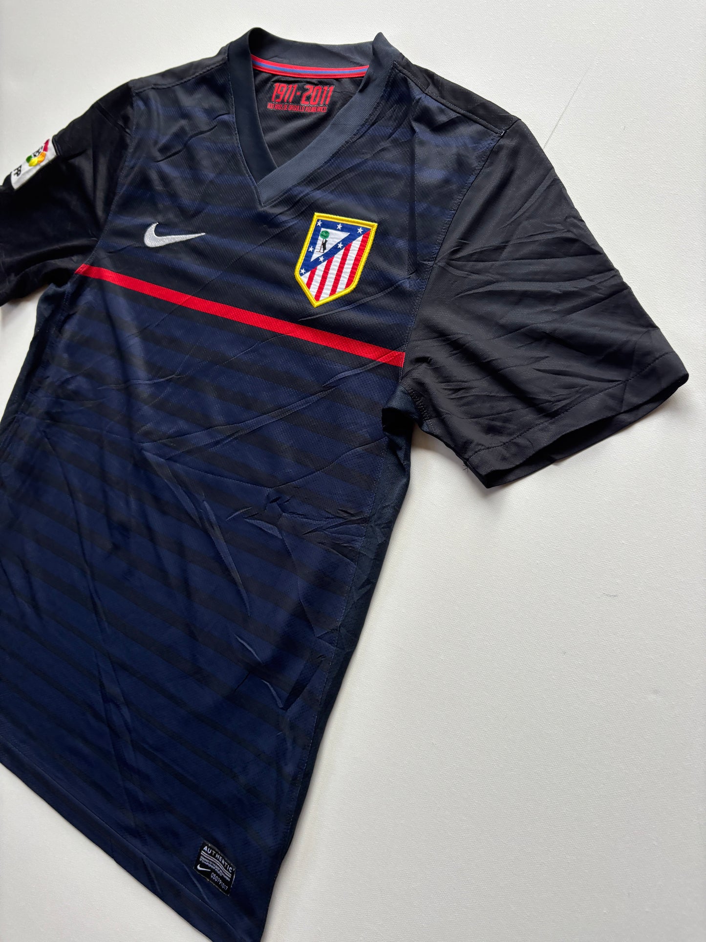 Atletico Madrid Away Shirt 2011/12 (S) Falcao 9