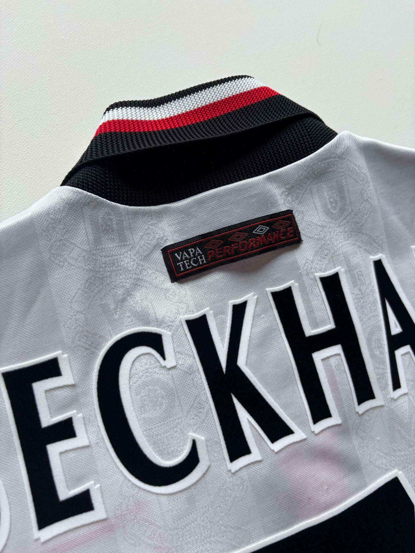 Manchester United Away Shirt 1997/99 (M) Beckham 7