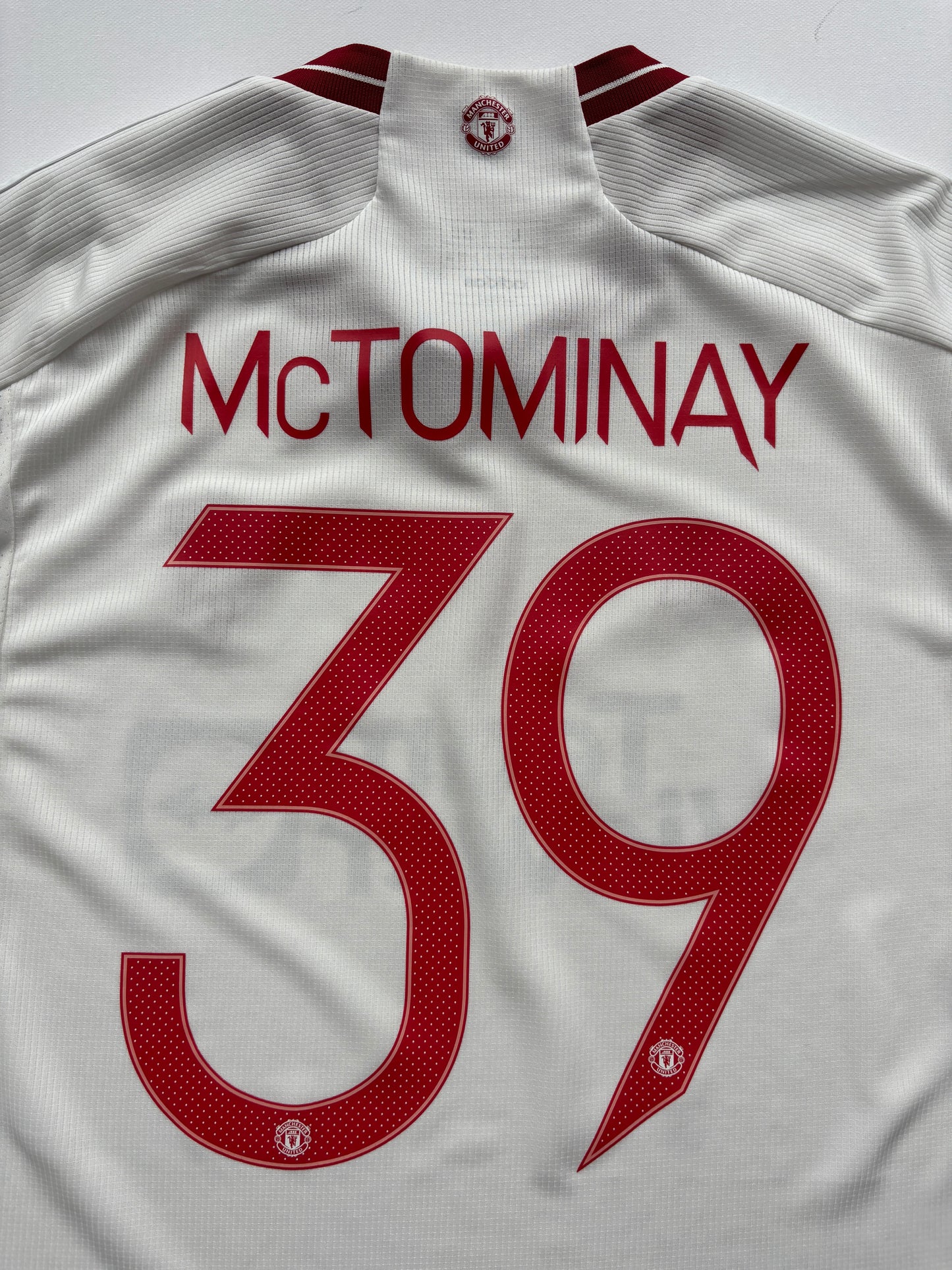 Manchester United Third Shirt LS 2023/24 (L) McTominay 39