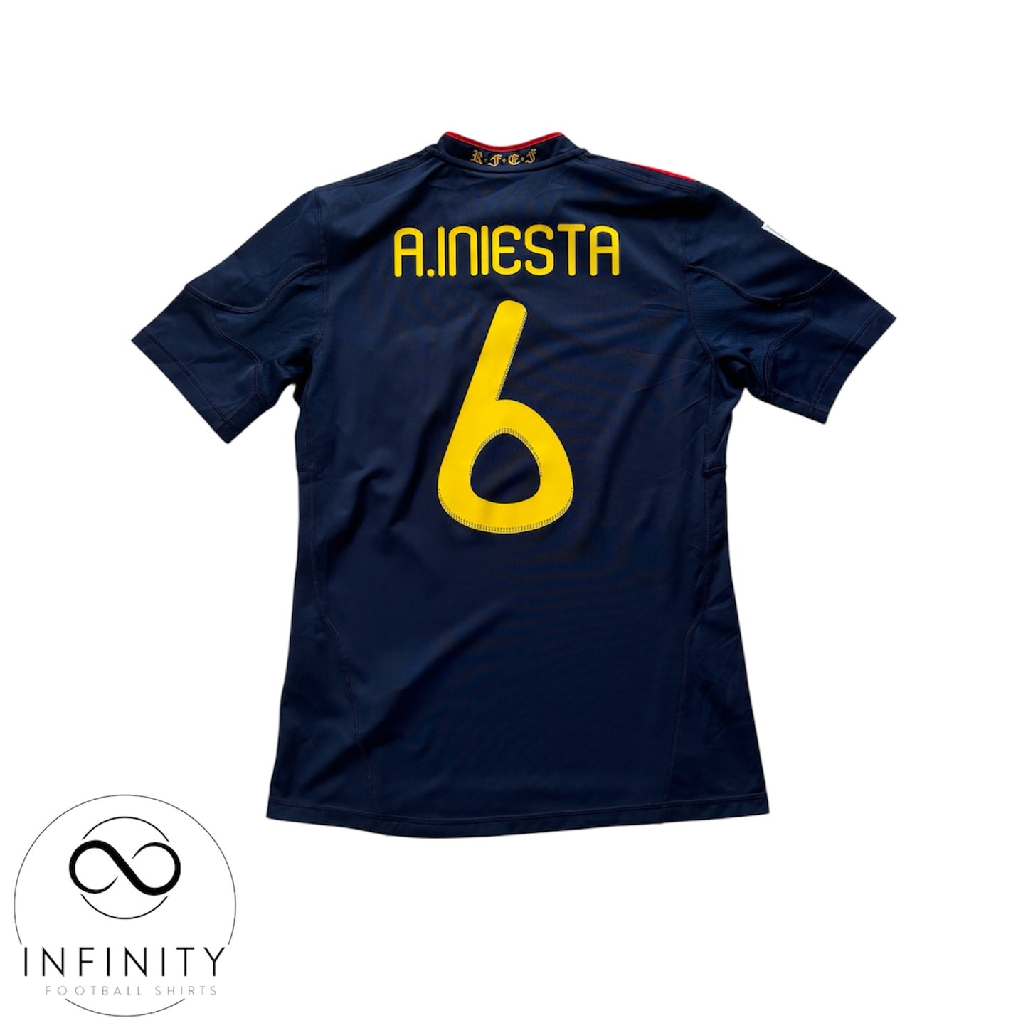 Spain Away Shirt 2010/11 (S) A. Iniesta 6