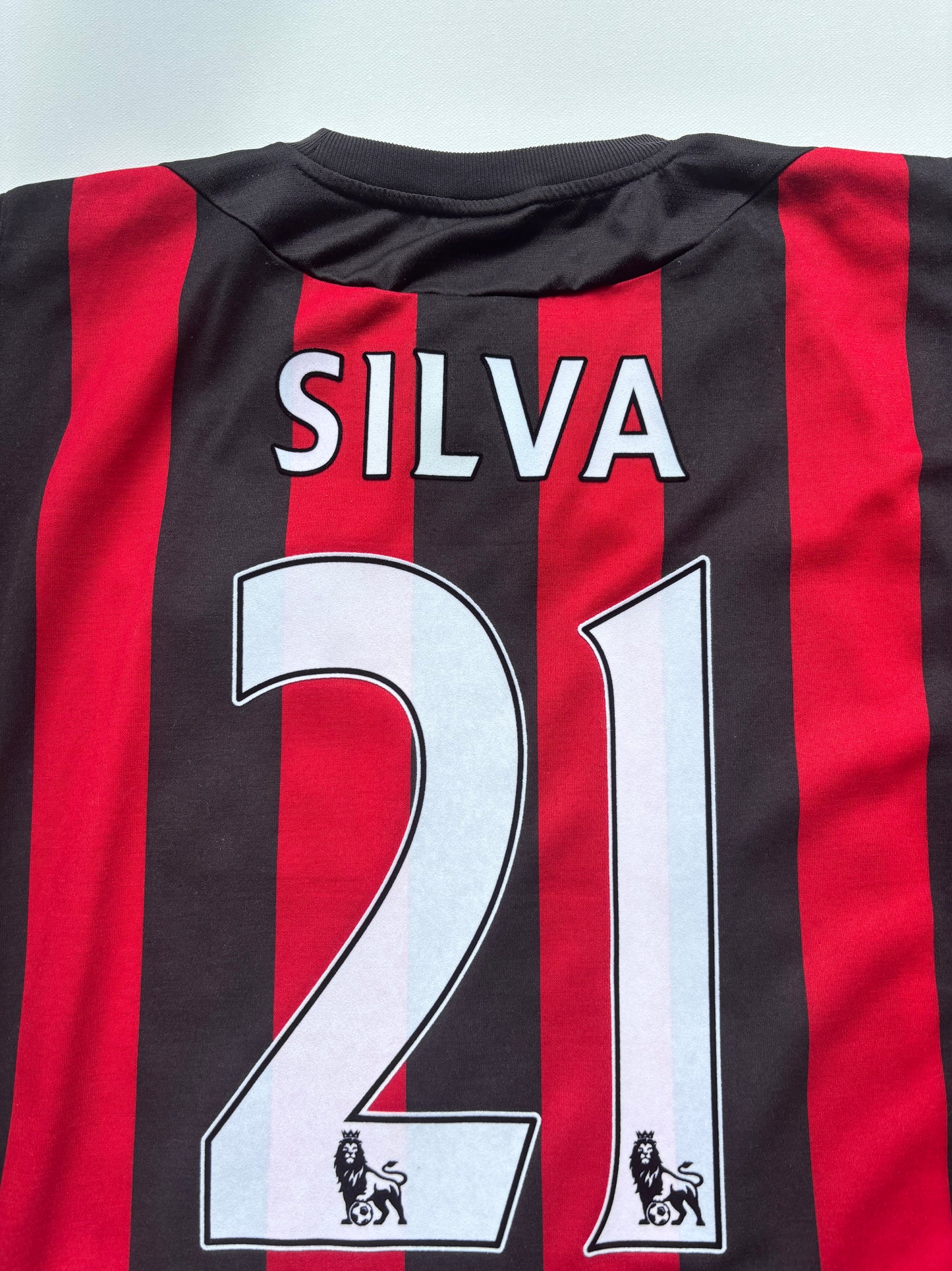 Manchester City Away Shirt 2011/12 (L) Silva 21
