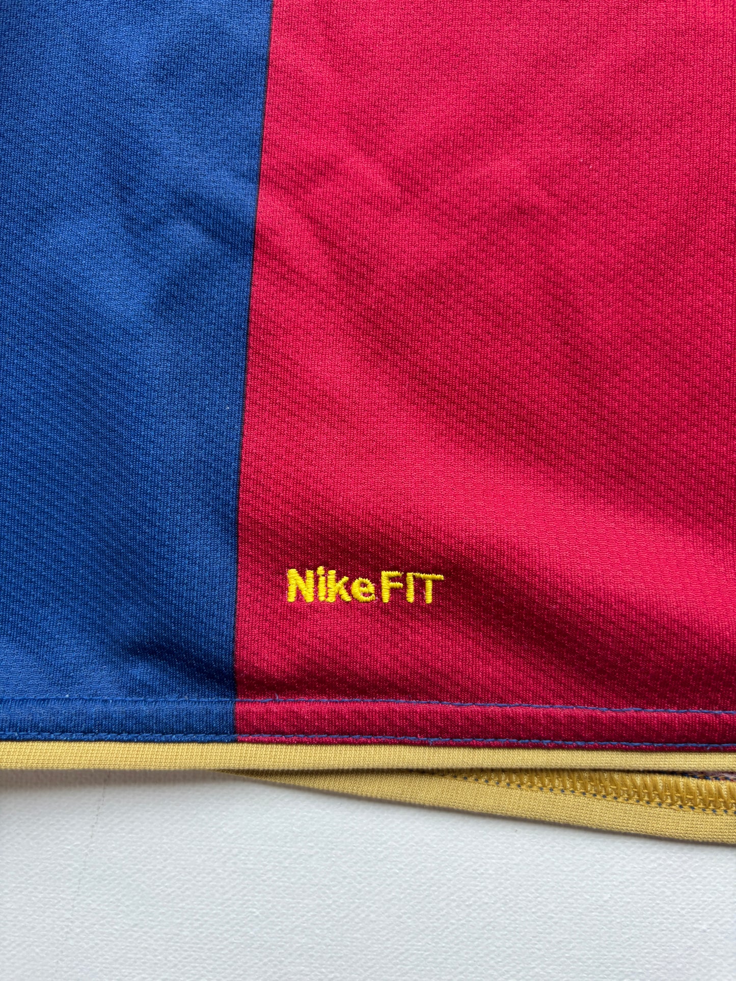 Barcelona Home Shirt 2007/08 (M) Ronaldinho 10