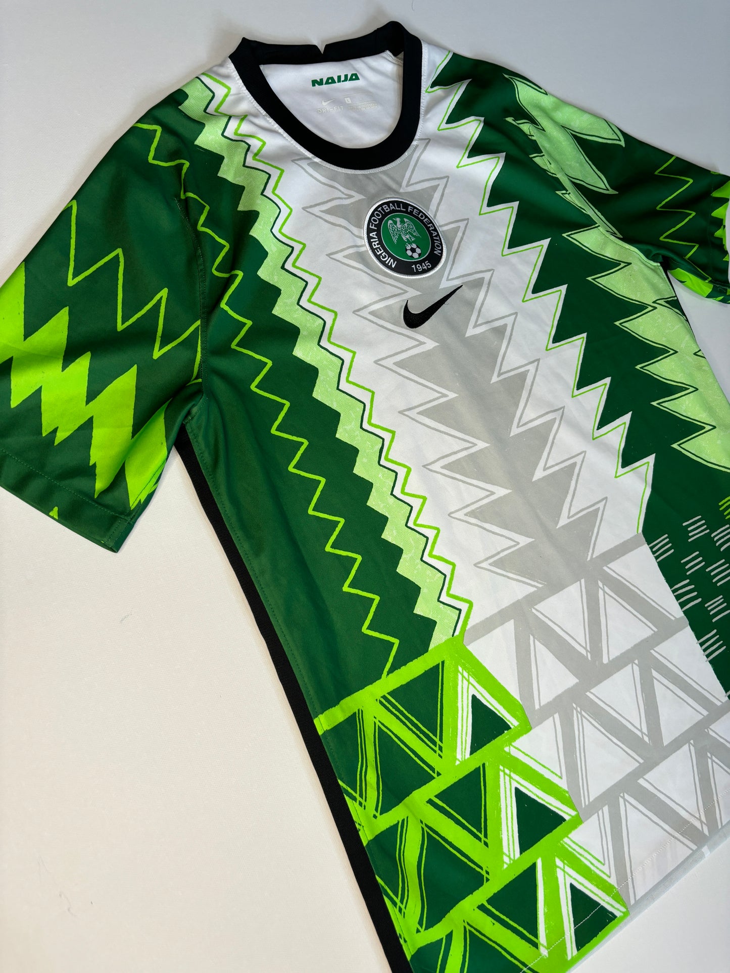 Nigeria Home Shirt 2020/22 (L)