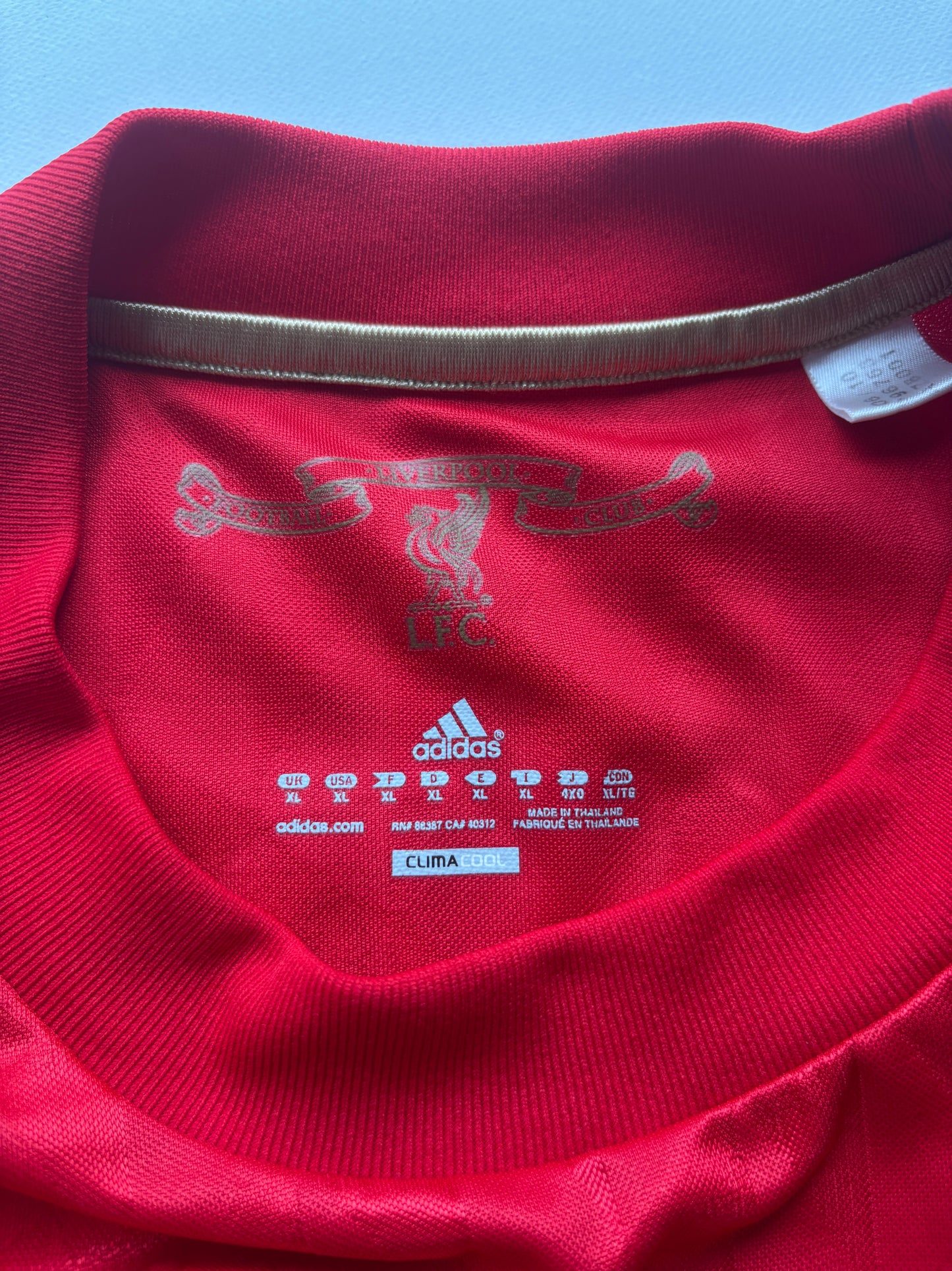 Liverpool Home Shirt 2010/12 (XL) Suarez 7