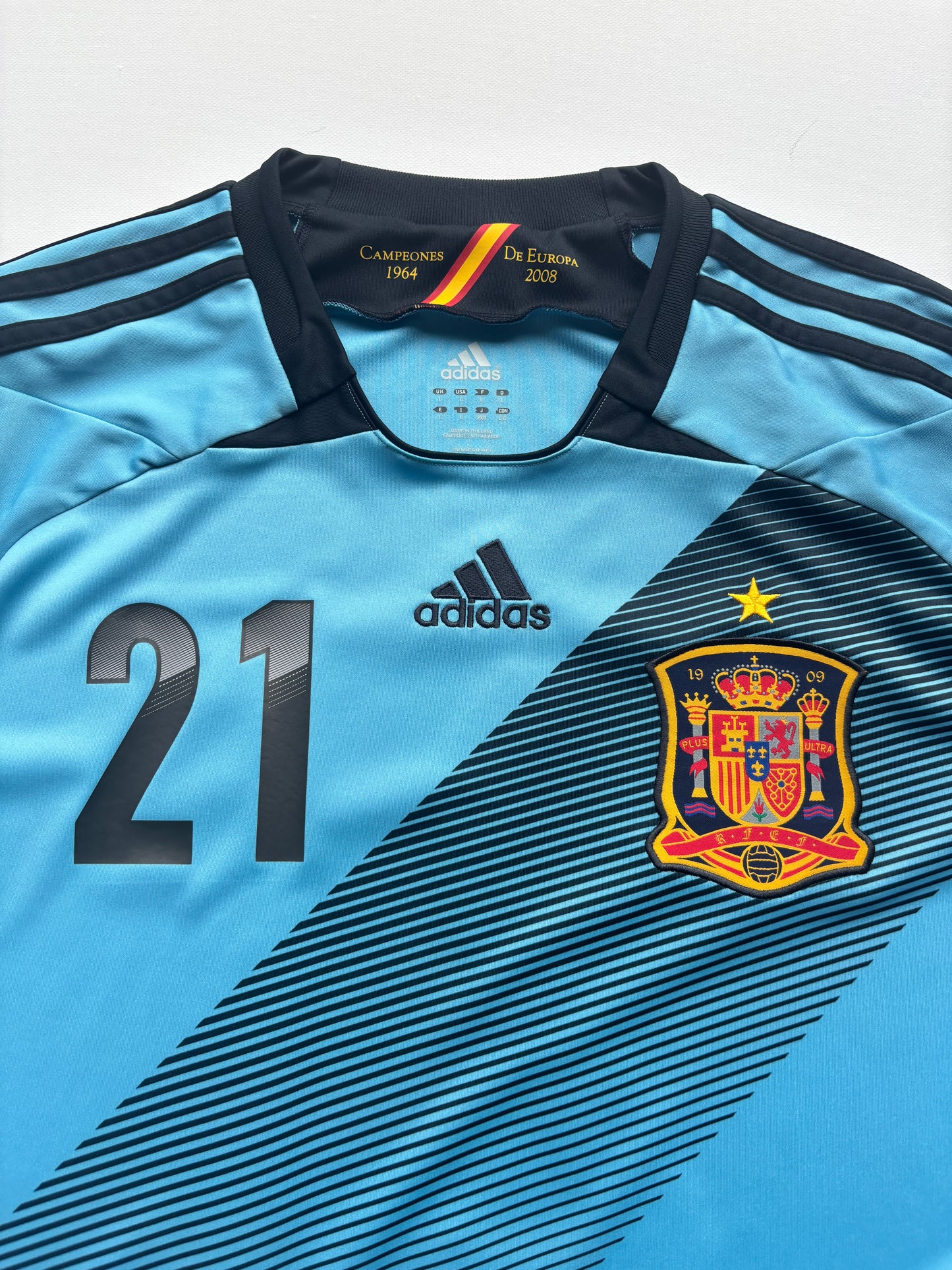 Spain Away Shirt 2012/13 (L) Silva 21