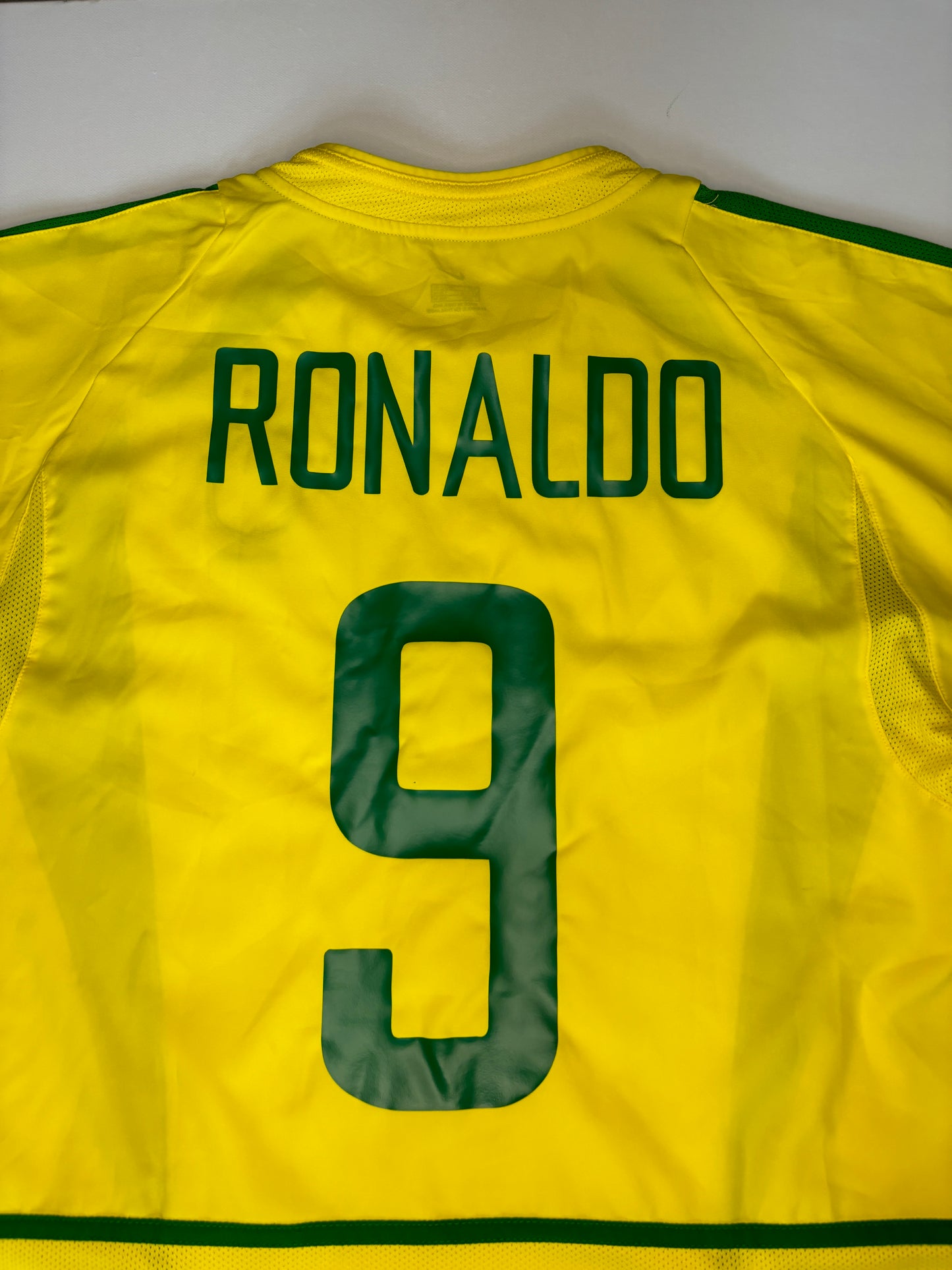 Brazil Home Shirt 2002/04 (L) Ronaldo 9