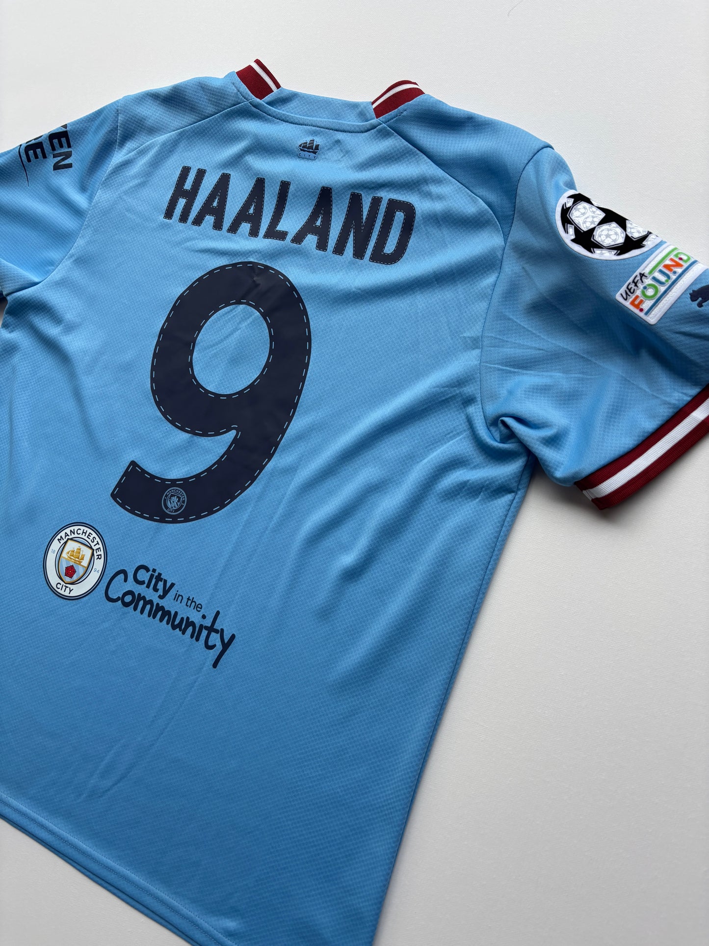 Manchester City Home Shirt 2022/23 (L) Haaland 9