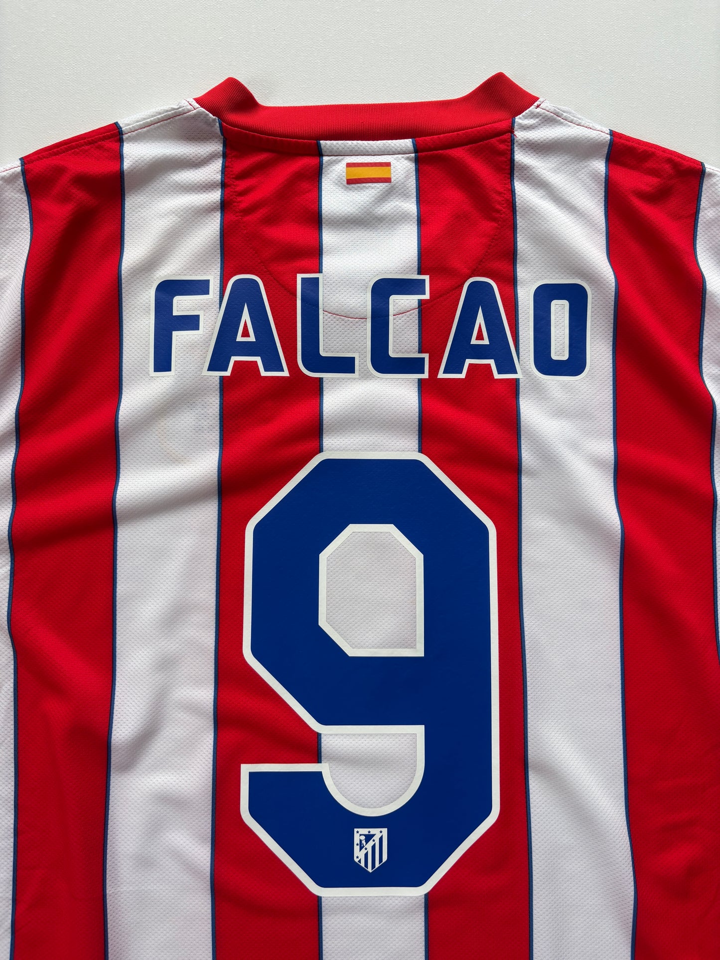 Atletico Madrid Home Shirt 2011/12 (XL) Falcao 9
