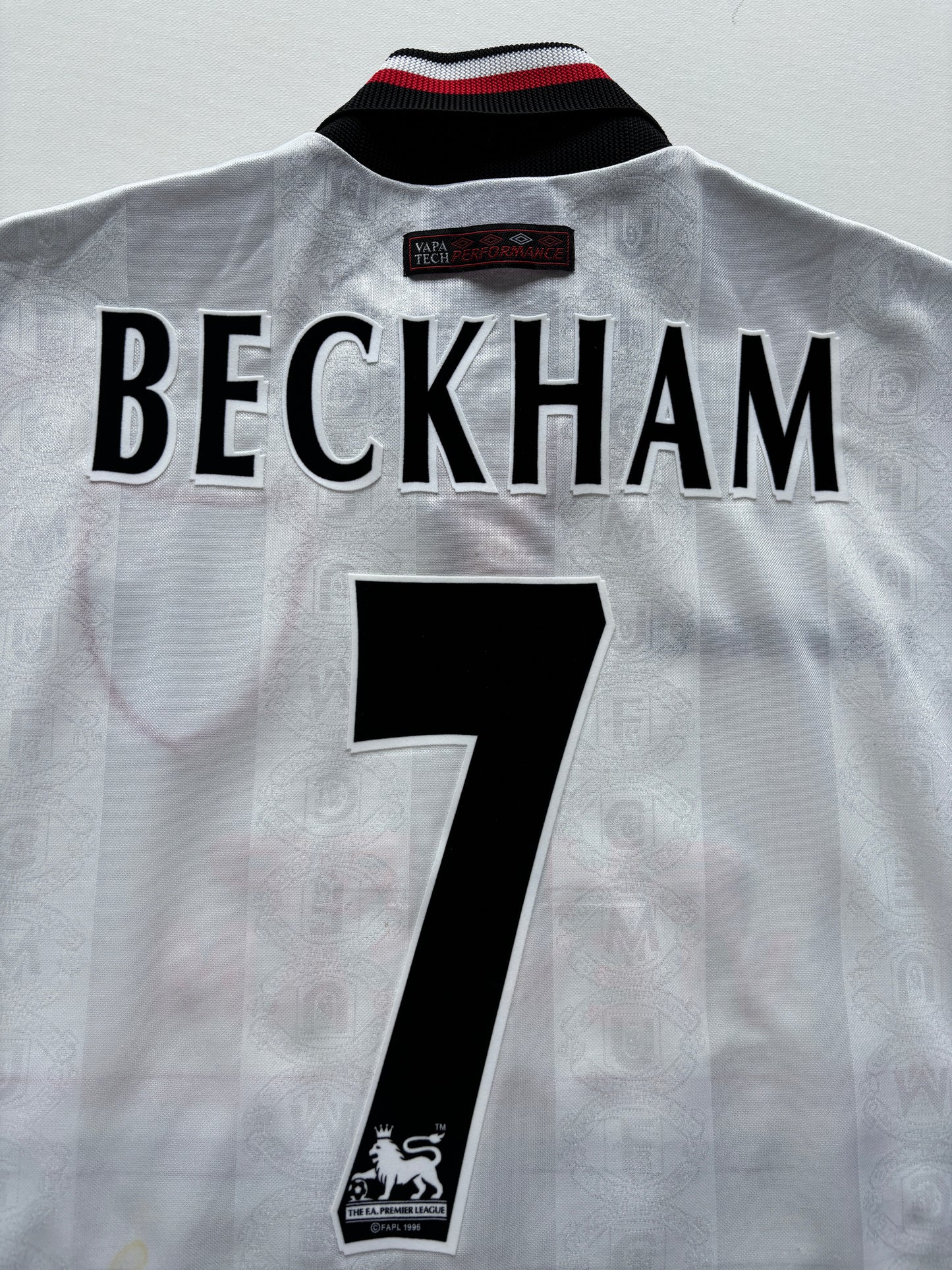 Manchester United Away Shirt 1997/99 (M) Beckham 7