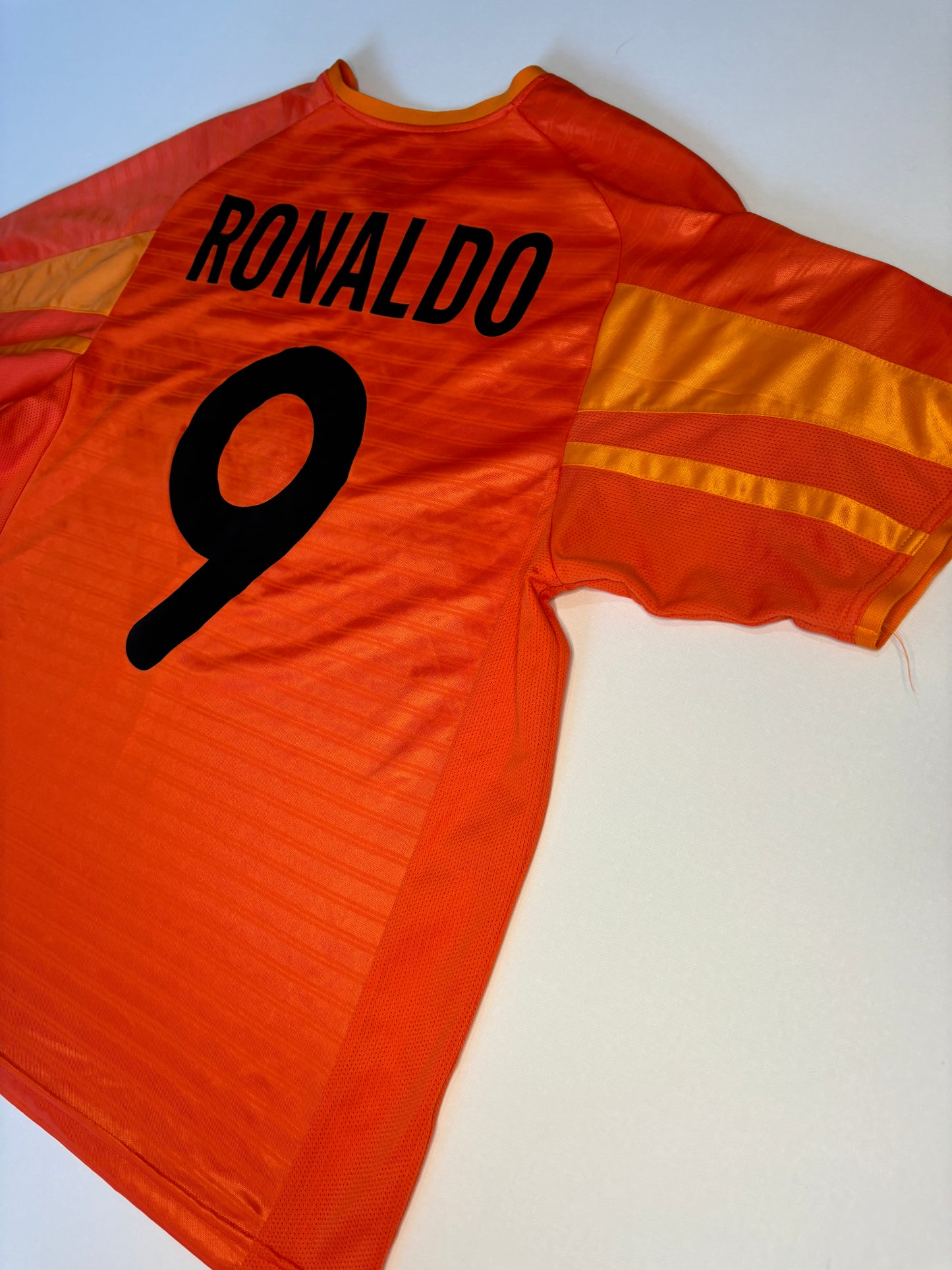Inter Milan Third Shirt 2001/02 (M) Ronaldo 9