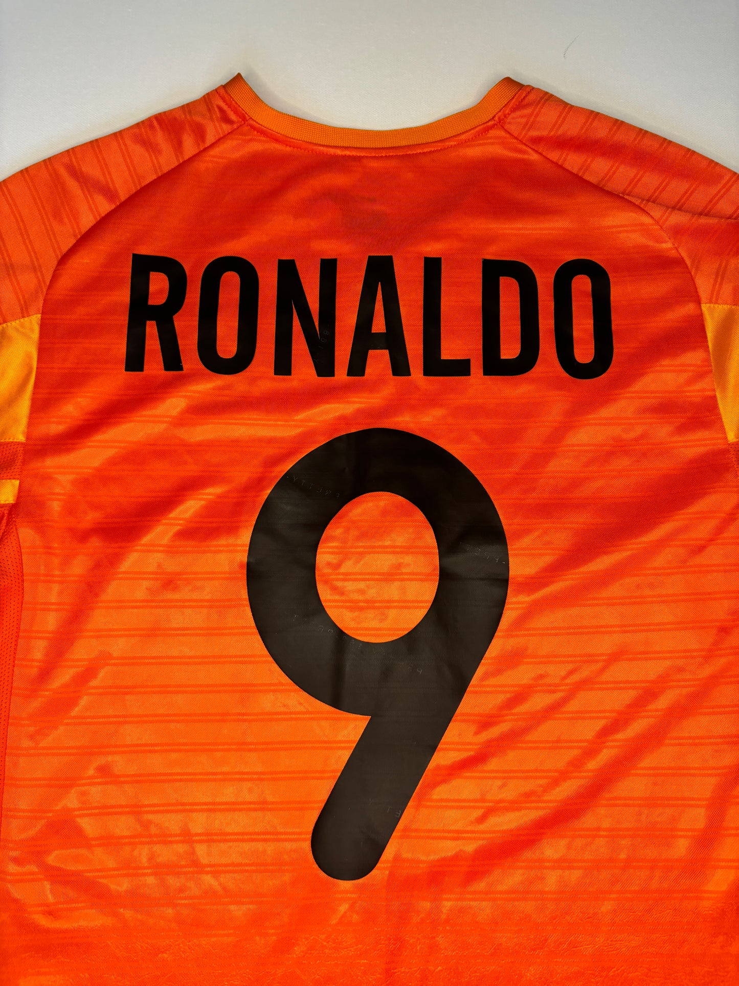 Inter Milan Third Shirt 2001/02 (M) Ronaldo 9