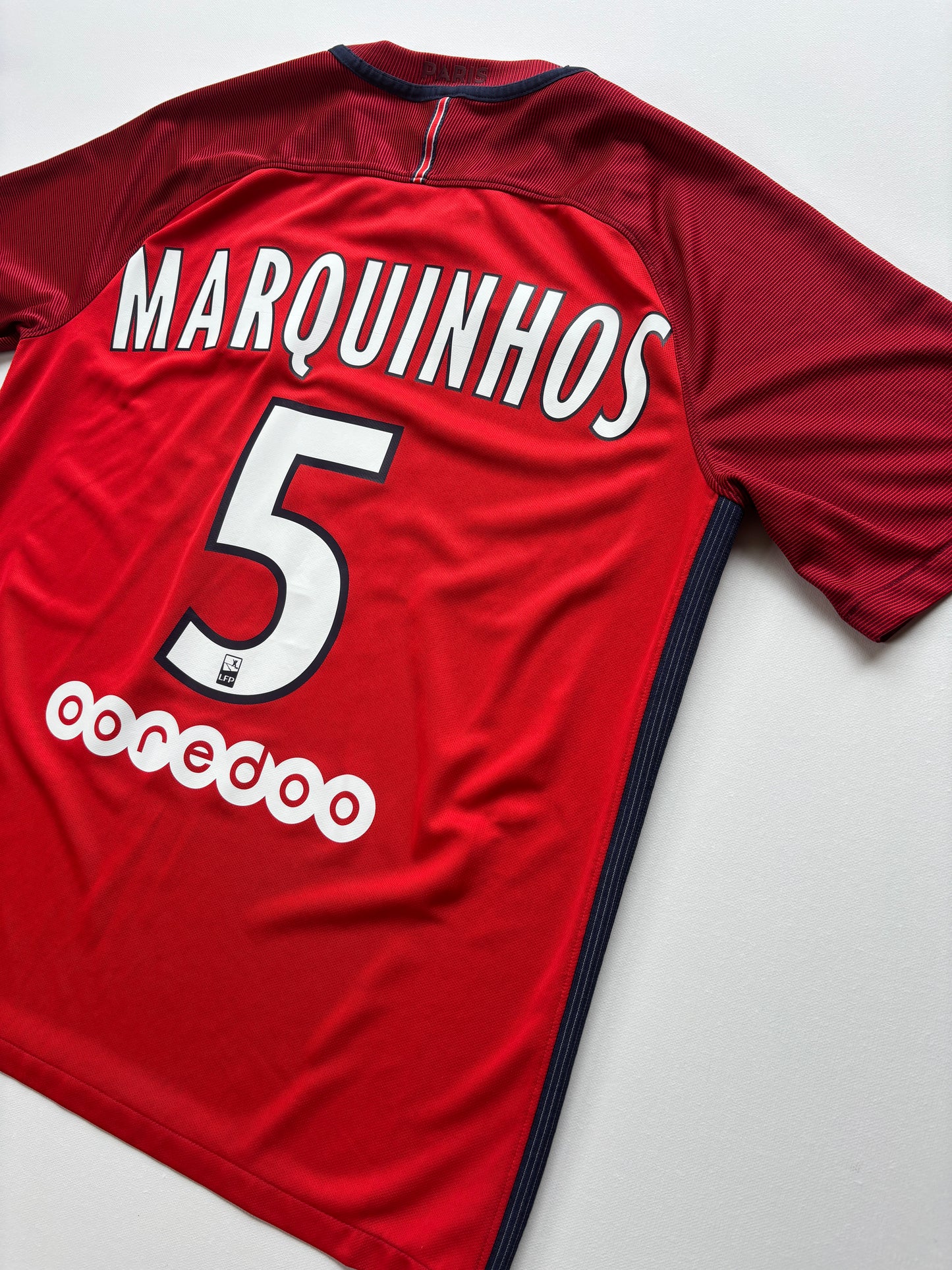 PSG Away Shirt 2016/17 (L) Marquinhos 5