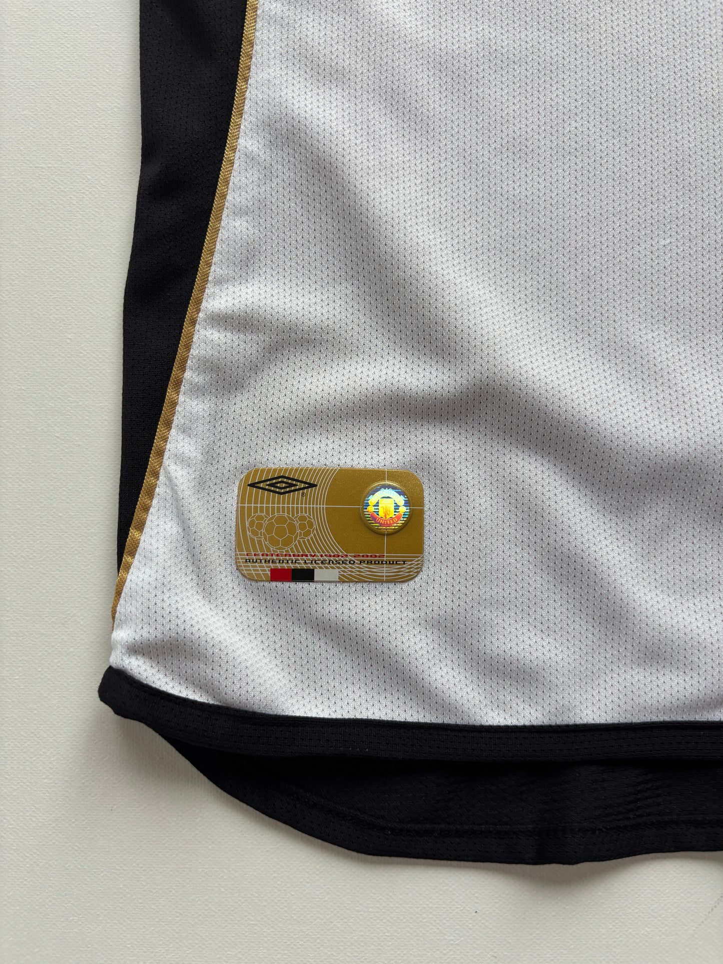 Manchester United Centenary Away Shirt 2001/02 (XL) Veron 4