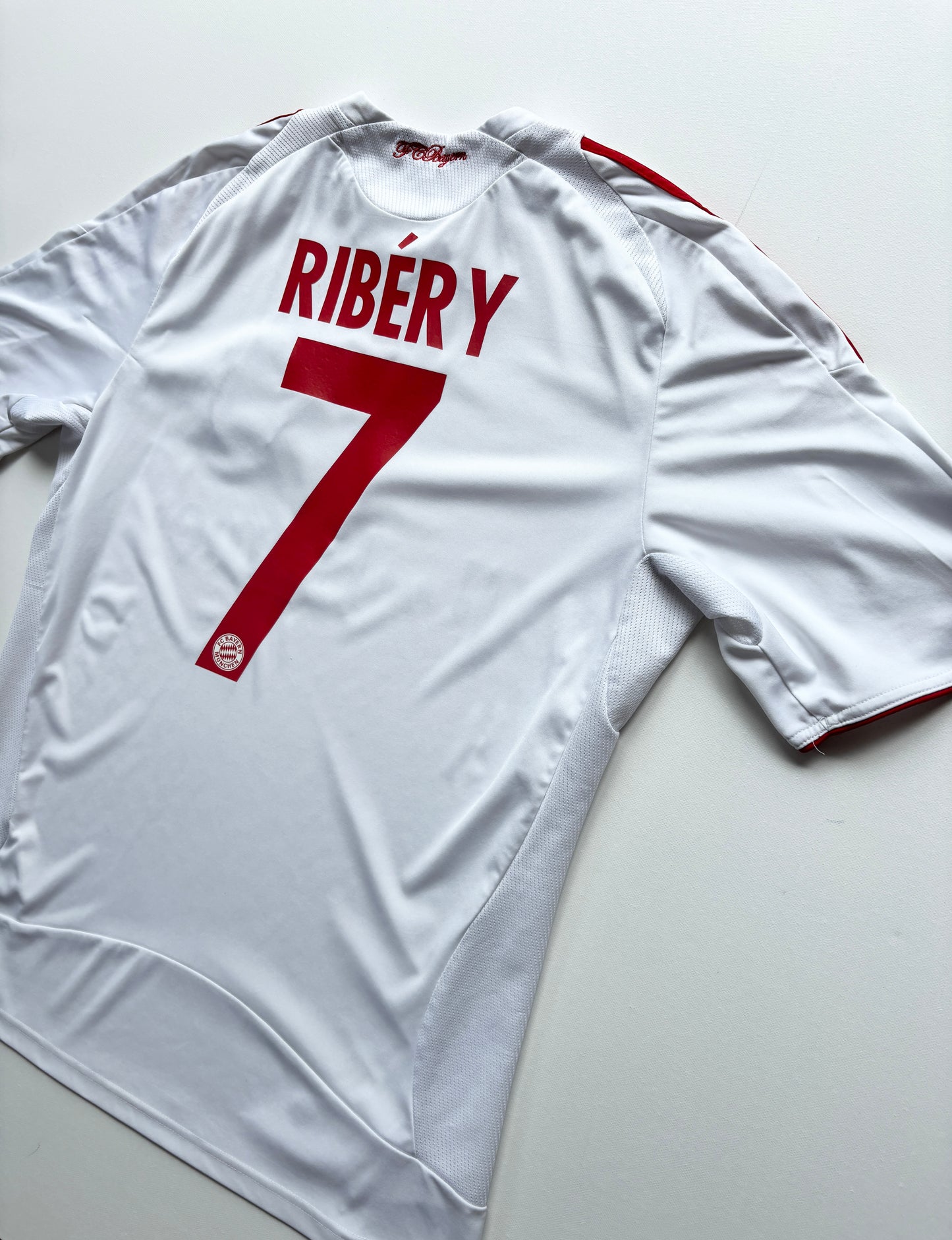 Bayern Munich Third Shirt 2008/09 (M) Ribery 7