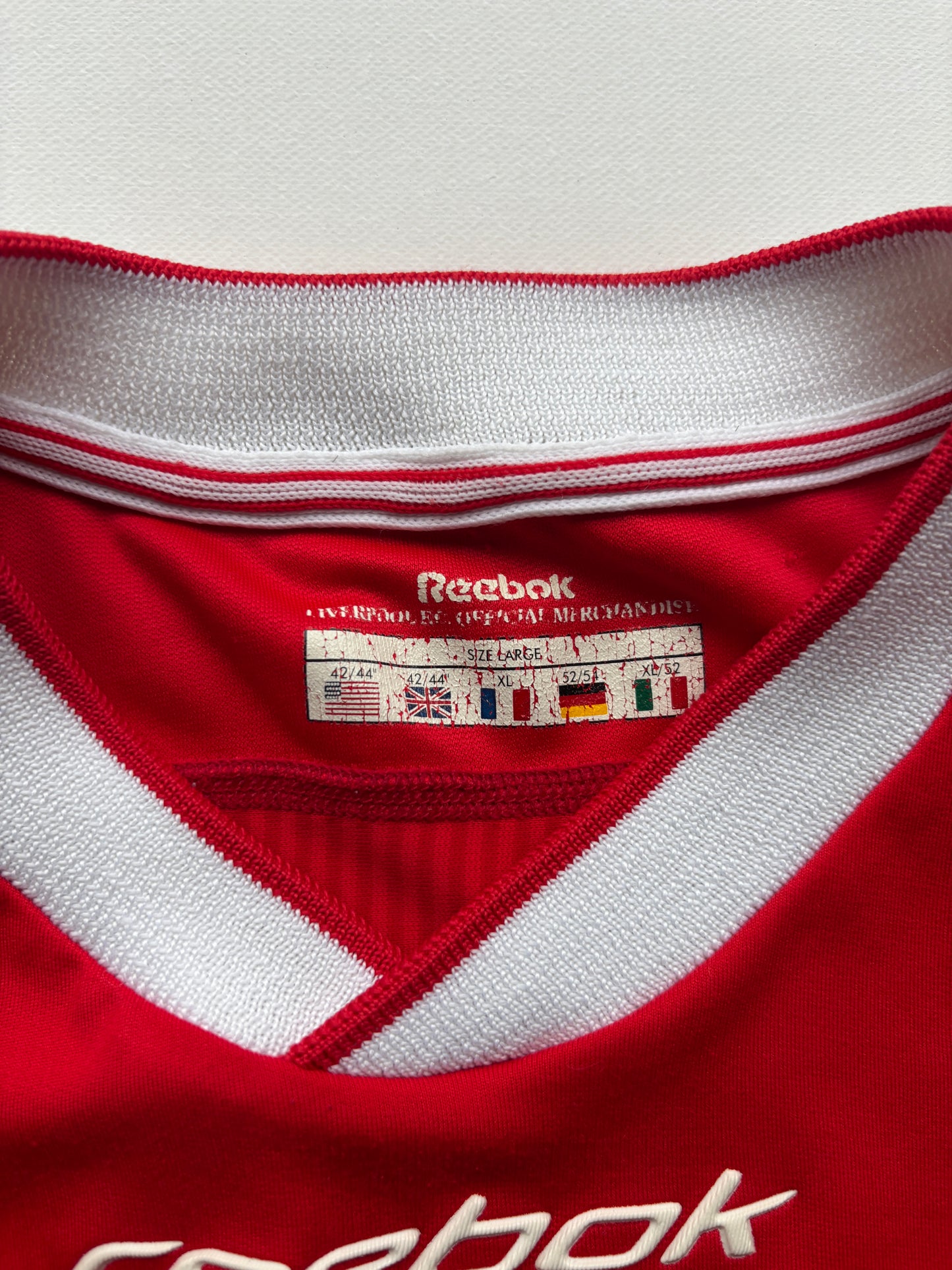 Liverpool Home Shirt 2003/04 (L) Heskey 8