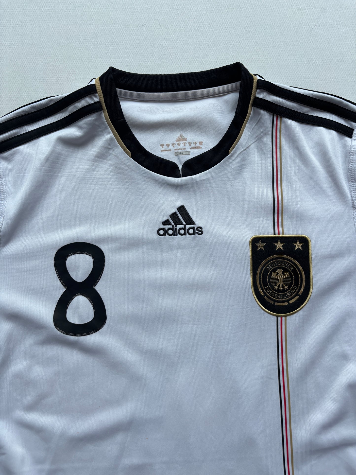 Germany Home Shirt 2010 (M) Ozil 8