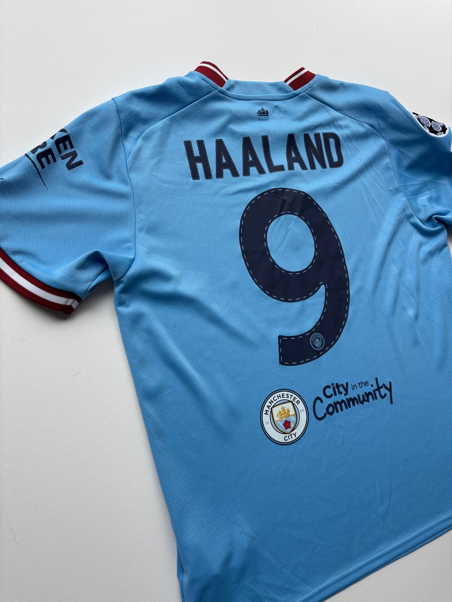 Manchester City Home Shirt 2022/23 (L) Haaland 9
