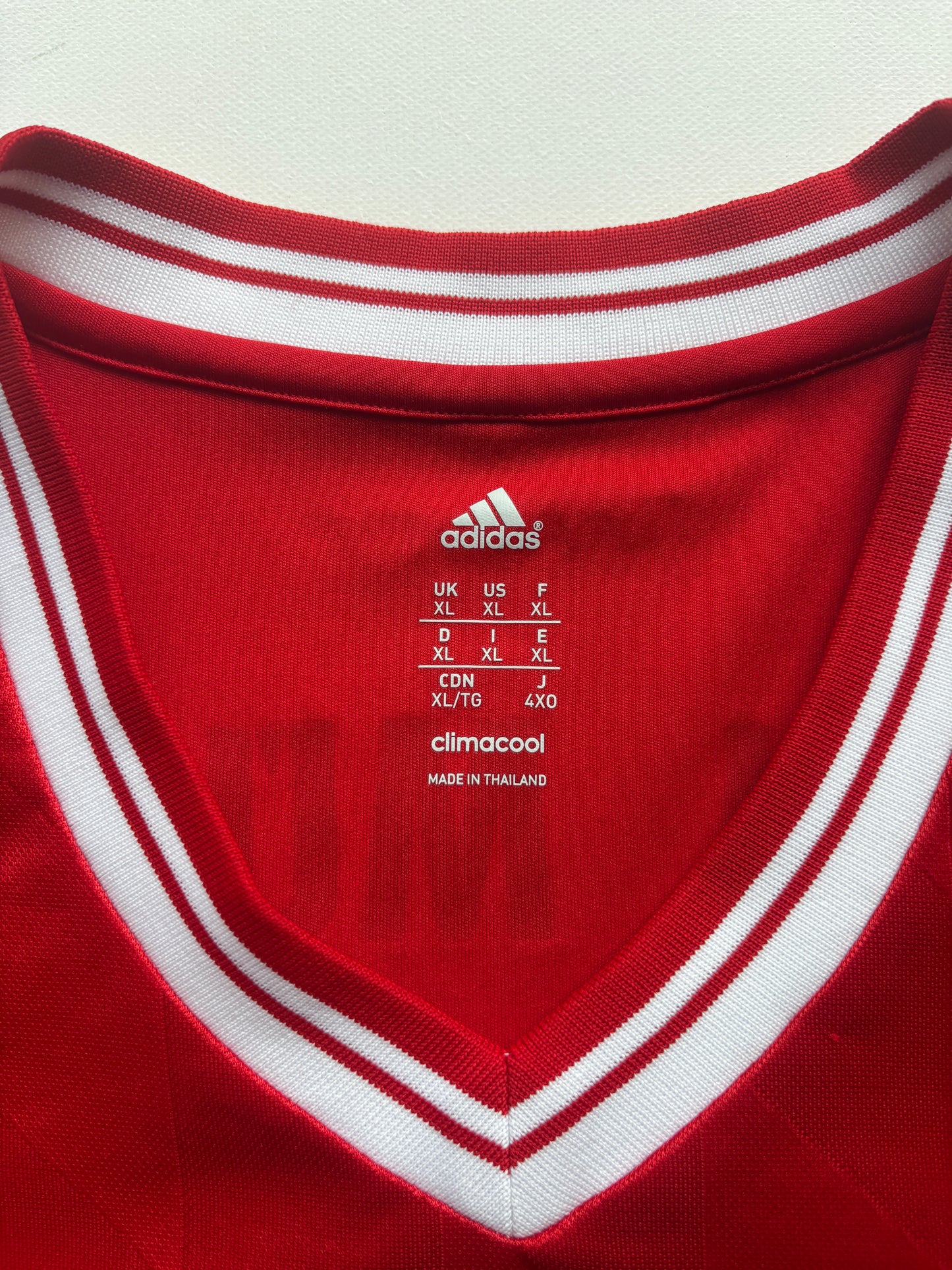 Bayern Munich Home Shirt 2013/14 (XL) Robben 10