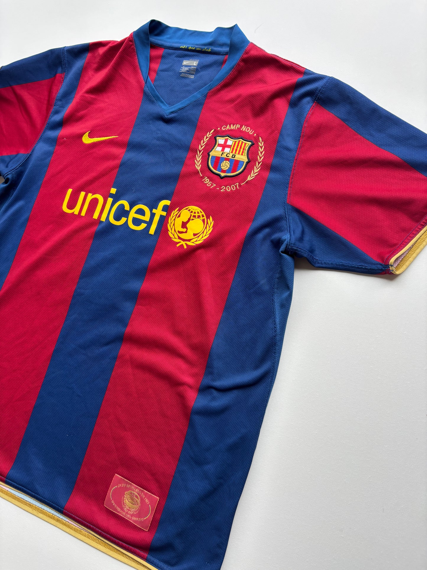 Barcelona Home Shirt 2007/08 (M) Ronaldinho 10