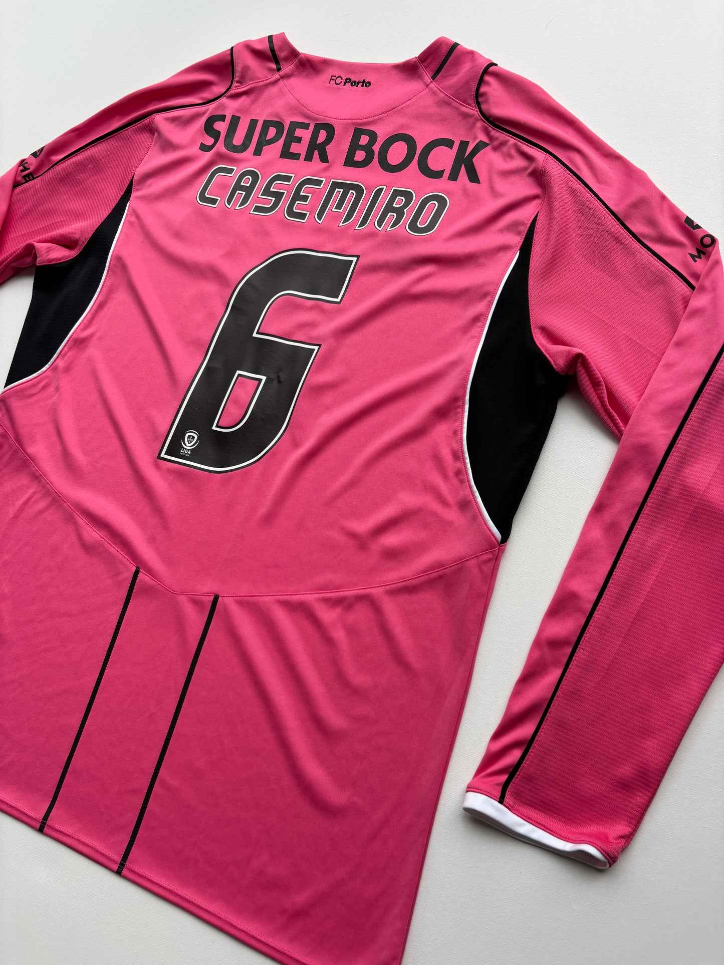 FC Porto Third Shirt LS 2014/15 (L) Casemiro 6