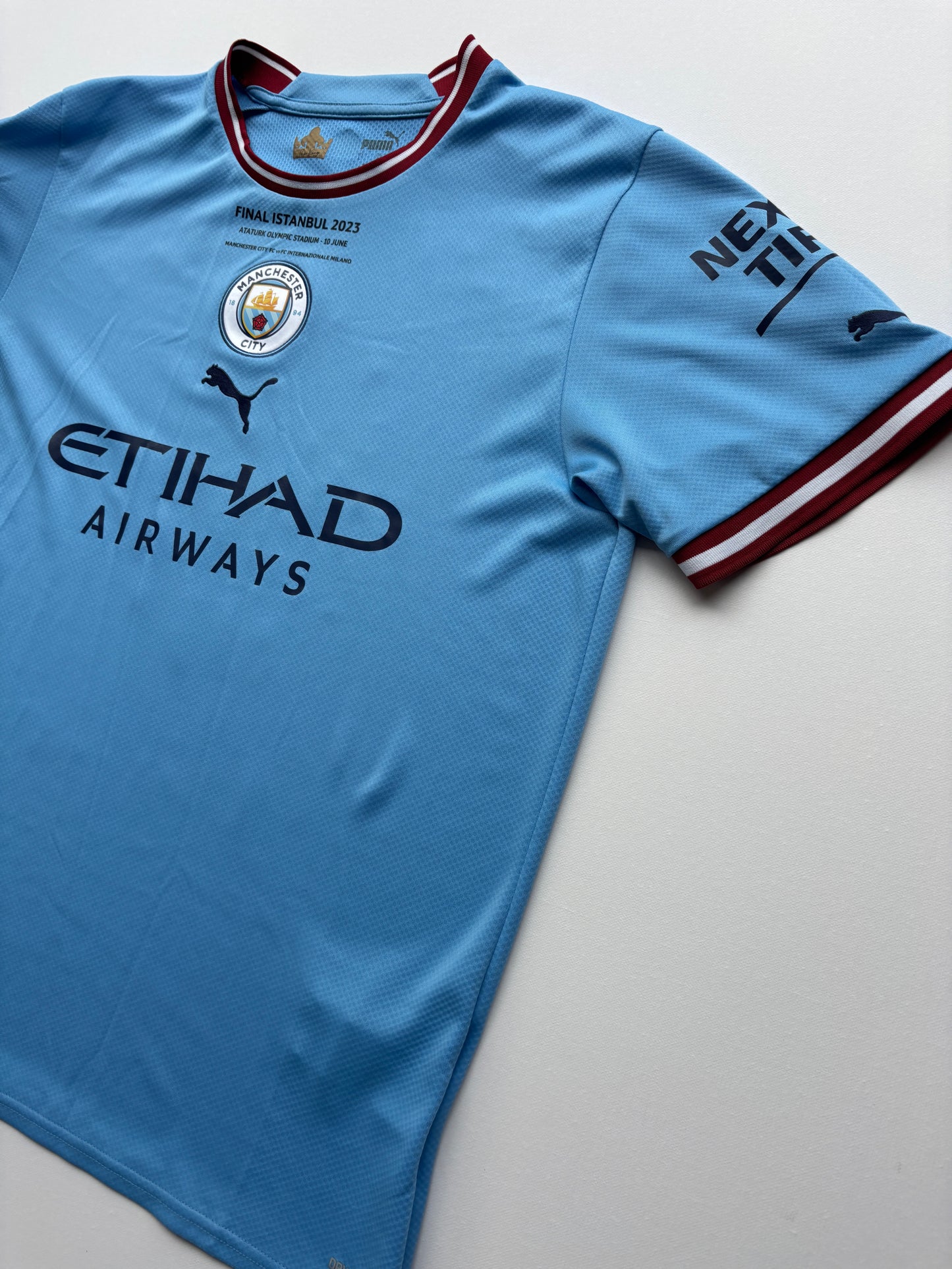 Manchester City Home Shirt 2022/23 (L) Haaland 9