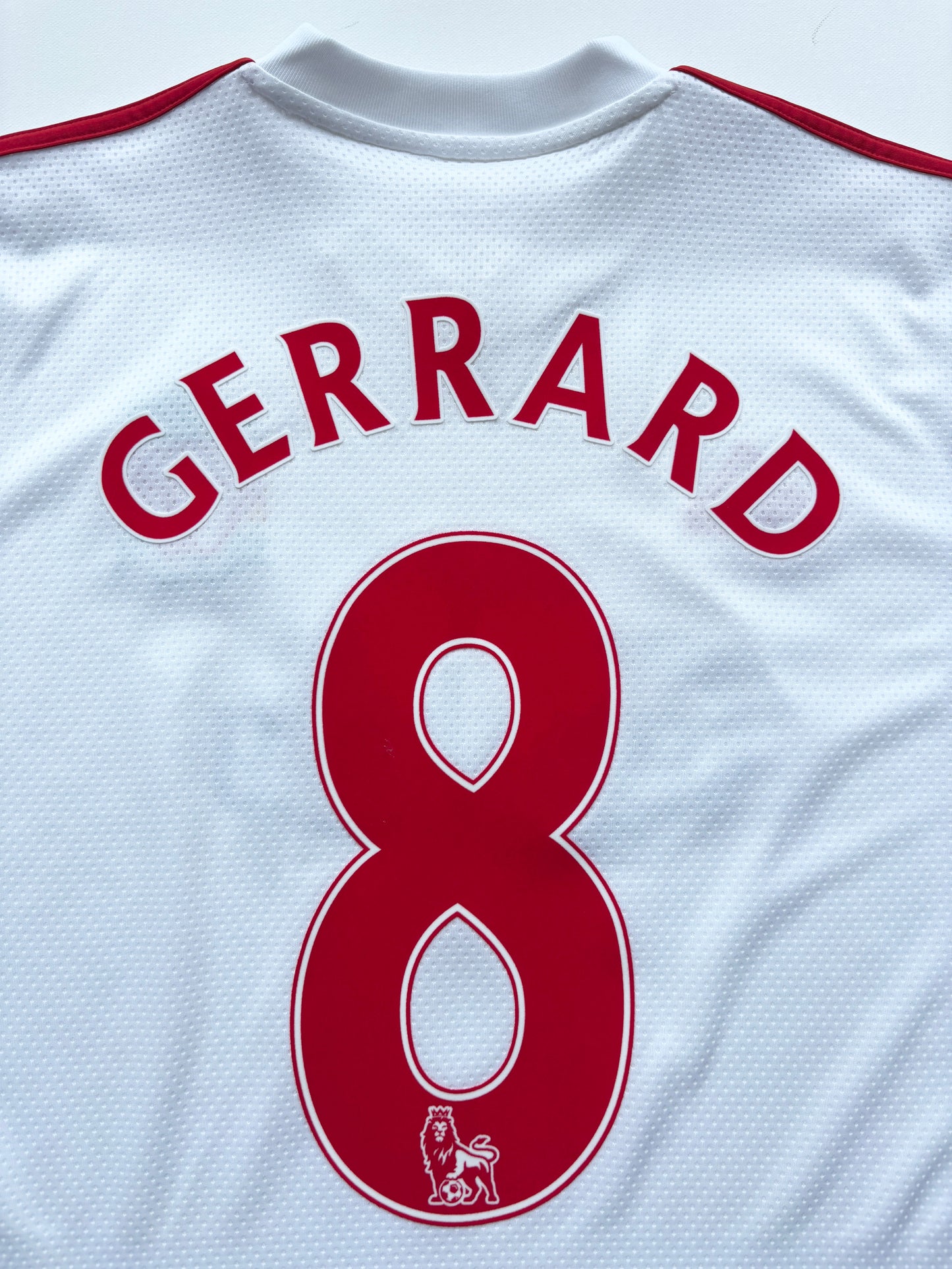 Liverpool Third Shirt 2009/10 (L) Gerrard 8