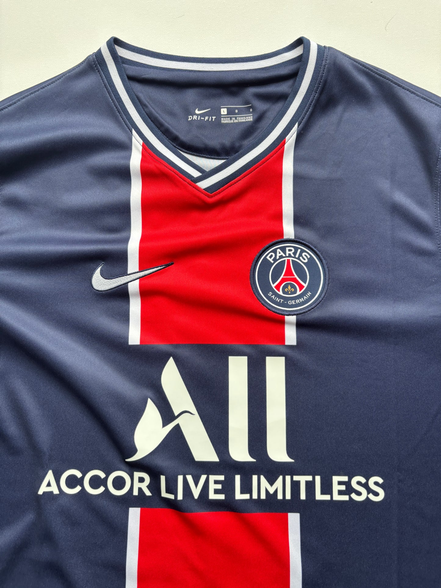 PSG Home Shirt 2020/21 (L) Mbappe 7 BNWT