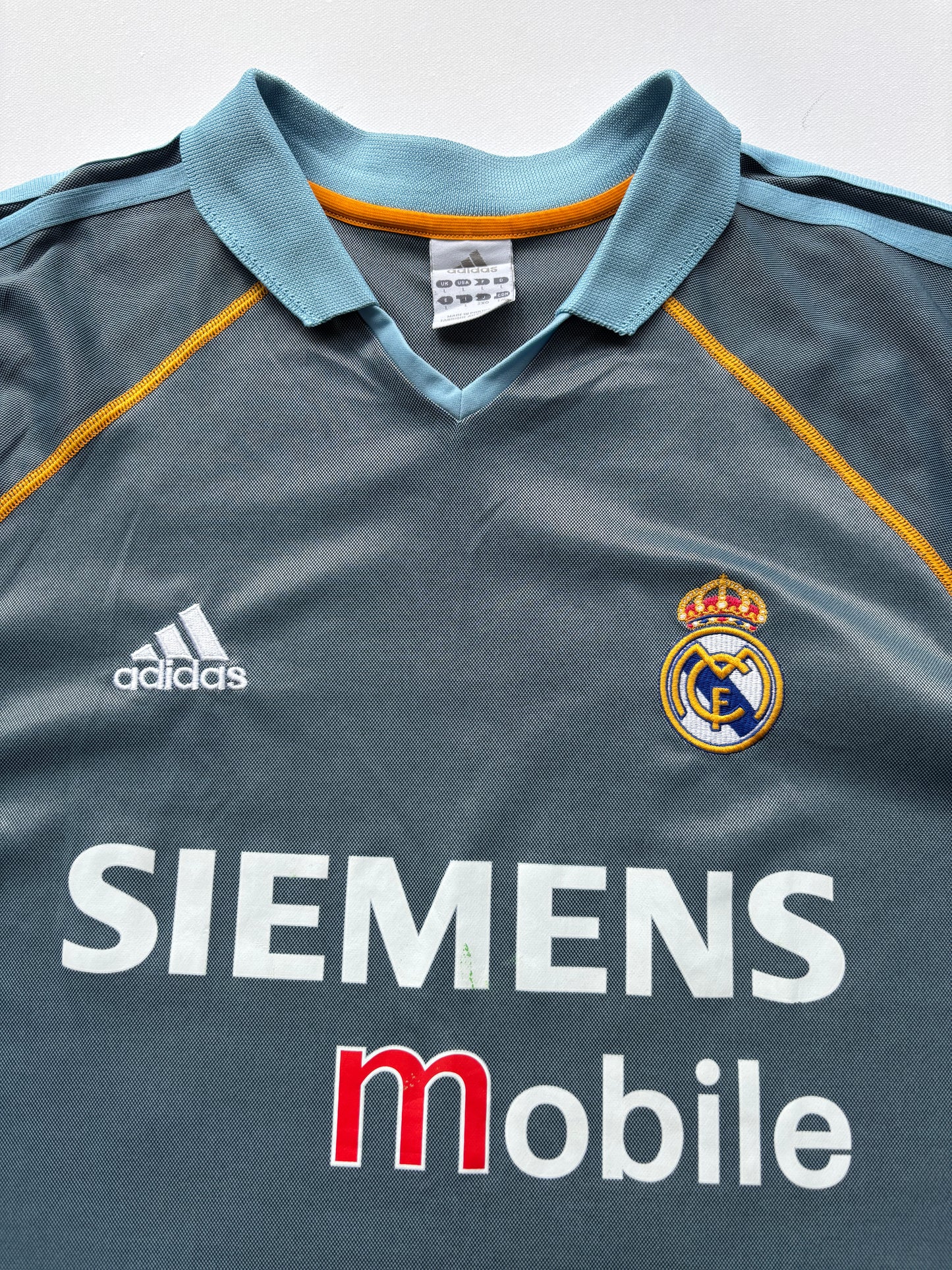 Real Madrid Third Shirt 2003/04 (L) Beckham 23