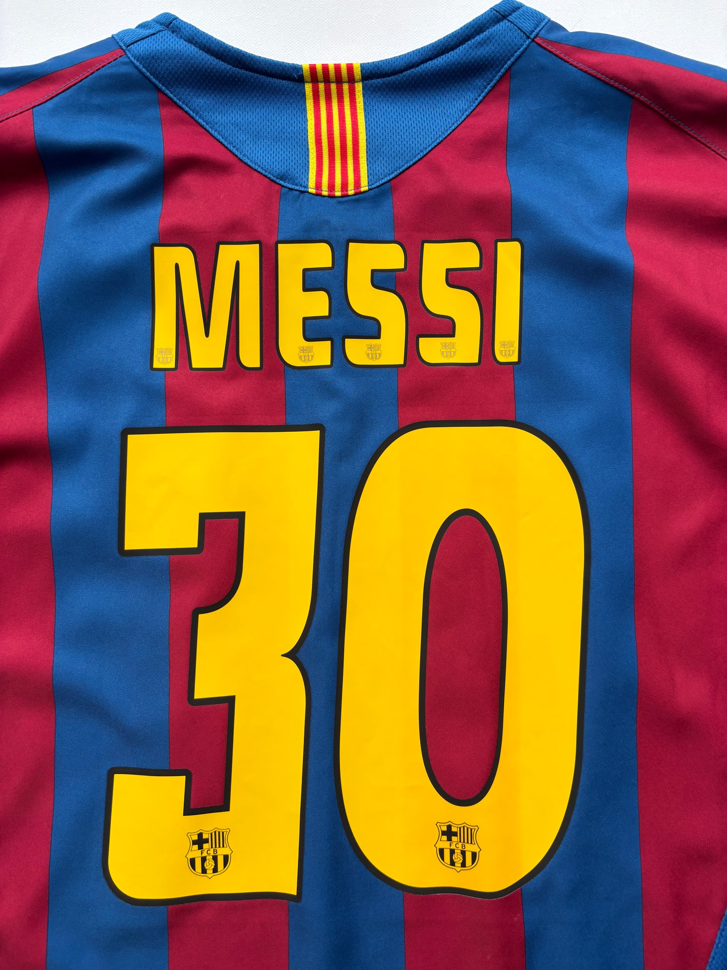 Barcelona Home Shirt 2005/06 (XL) Messi 30