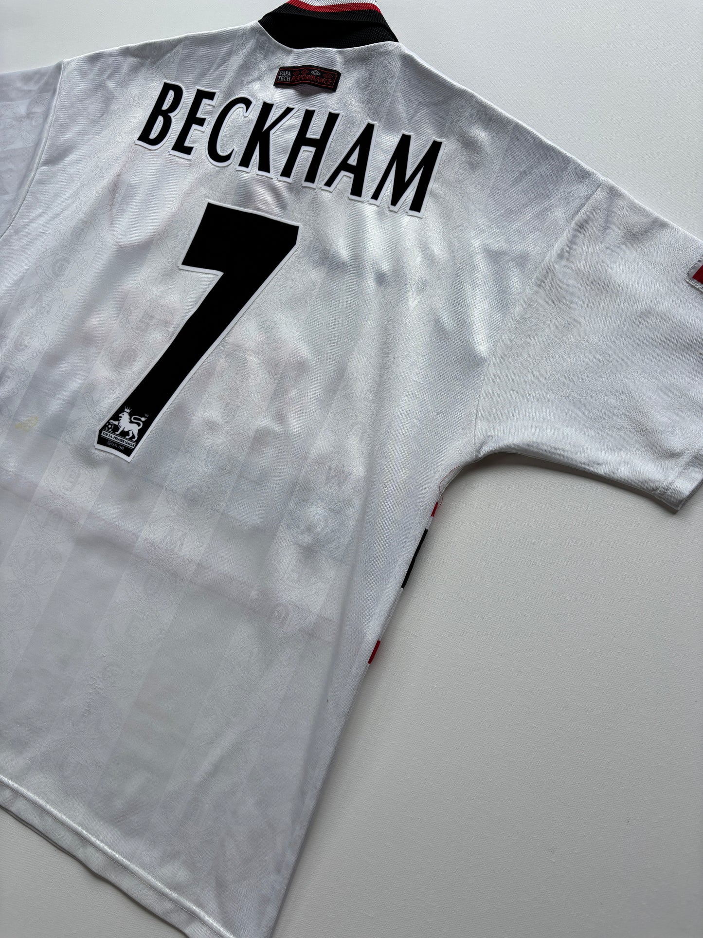 Manchester United Away Shirt 1997/99 (M) Beckham 7