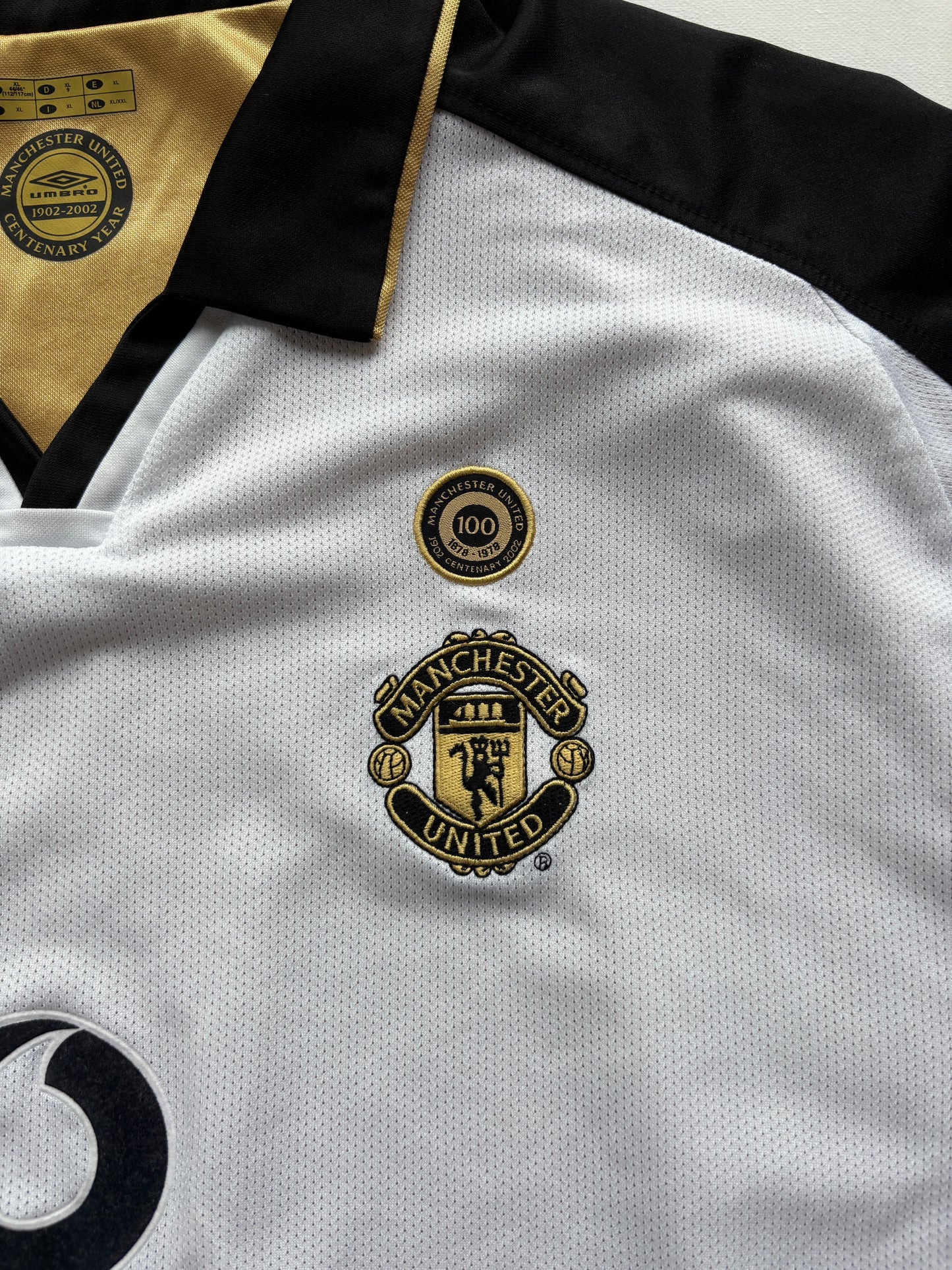 Manchester United Centenary Away Shirt 2001/02 (XL) Veron 4
