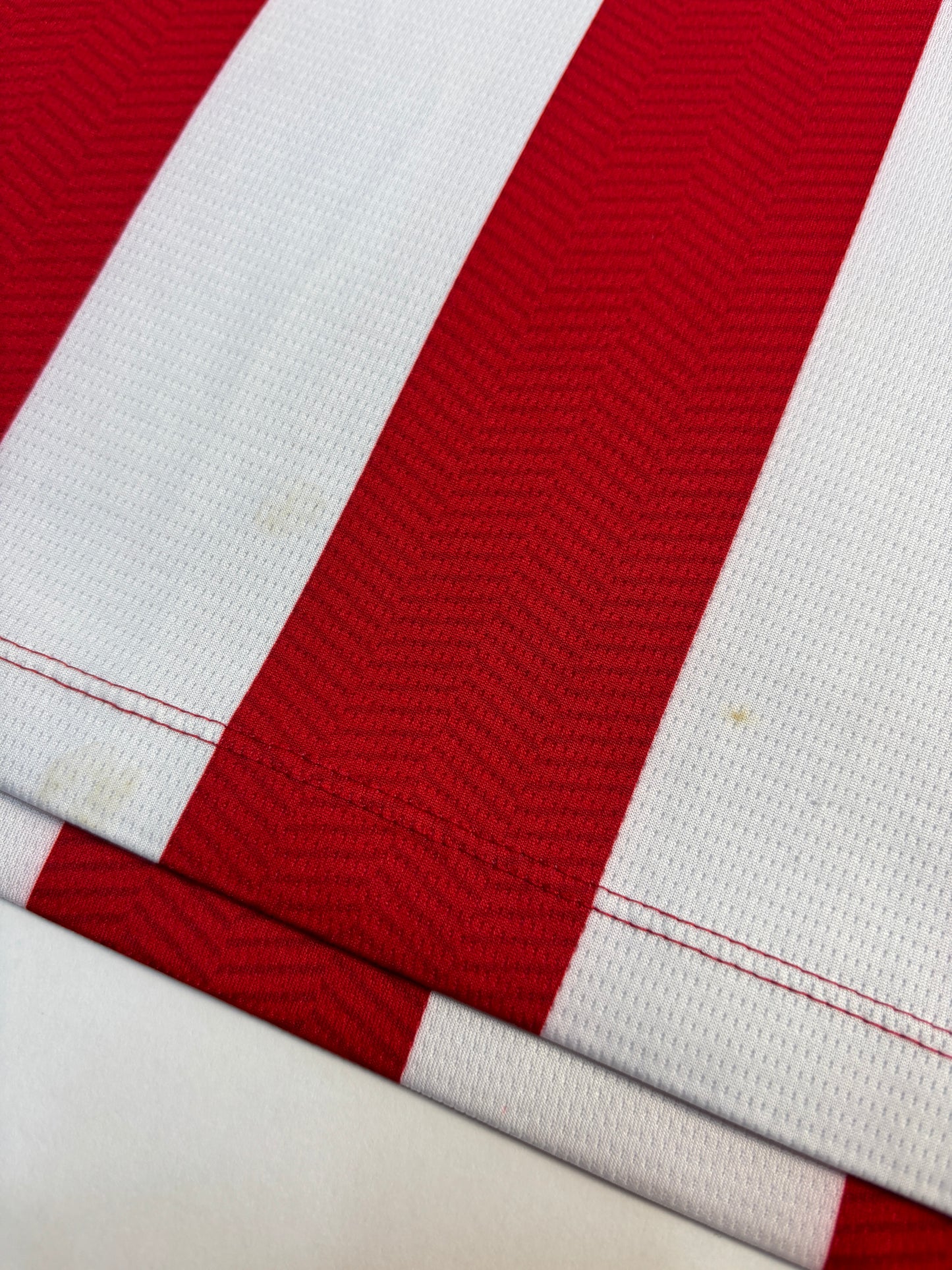 Athletic Bilbao Home Shirt 2011/12 (M) Iraola 15