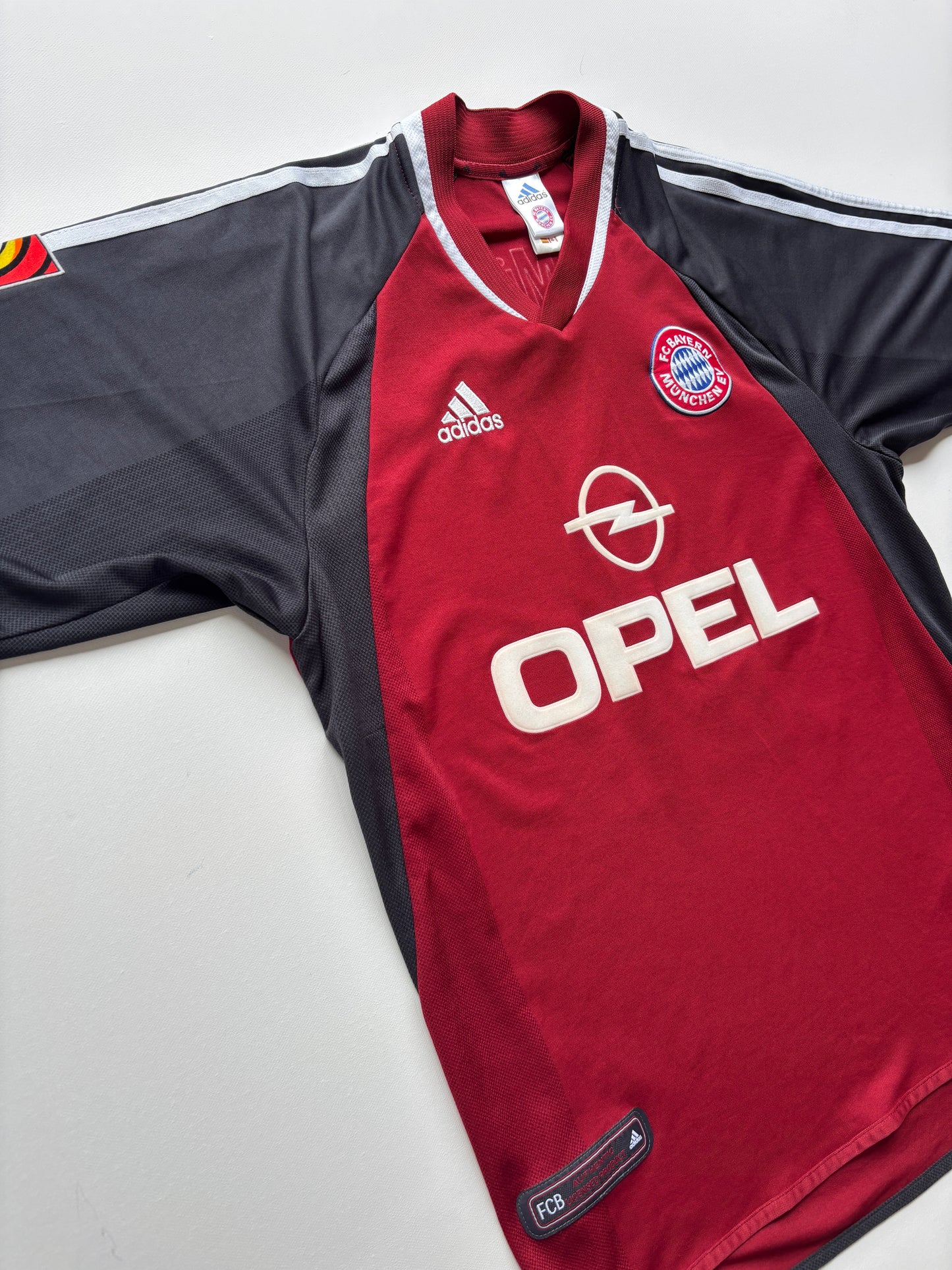 Bayern Munich Home Shirt 2001/02 (M) Scholl 7