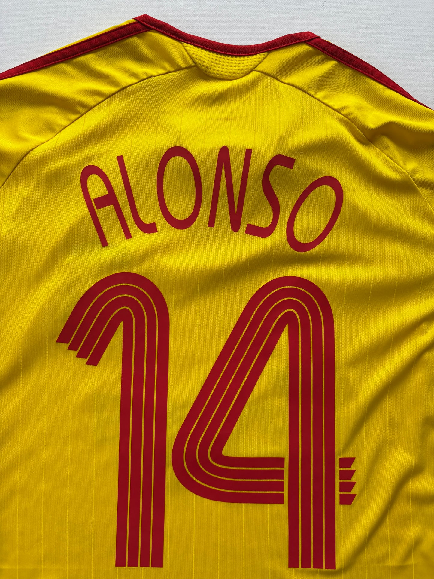 Liverpool Away Shirt 2006/07 (M) Alonso 14