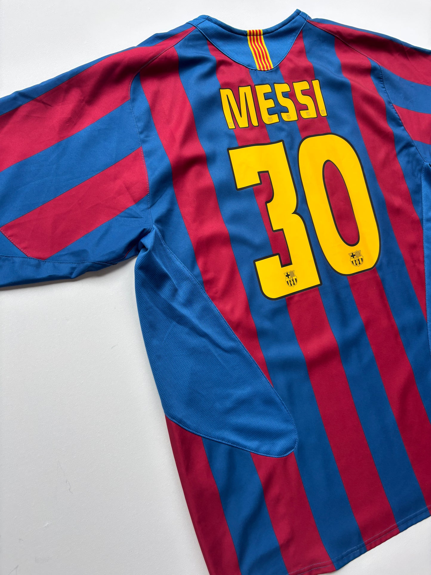 Barcelona Home Shirt 2005/06 (XL) Messi 30