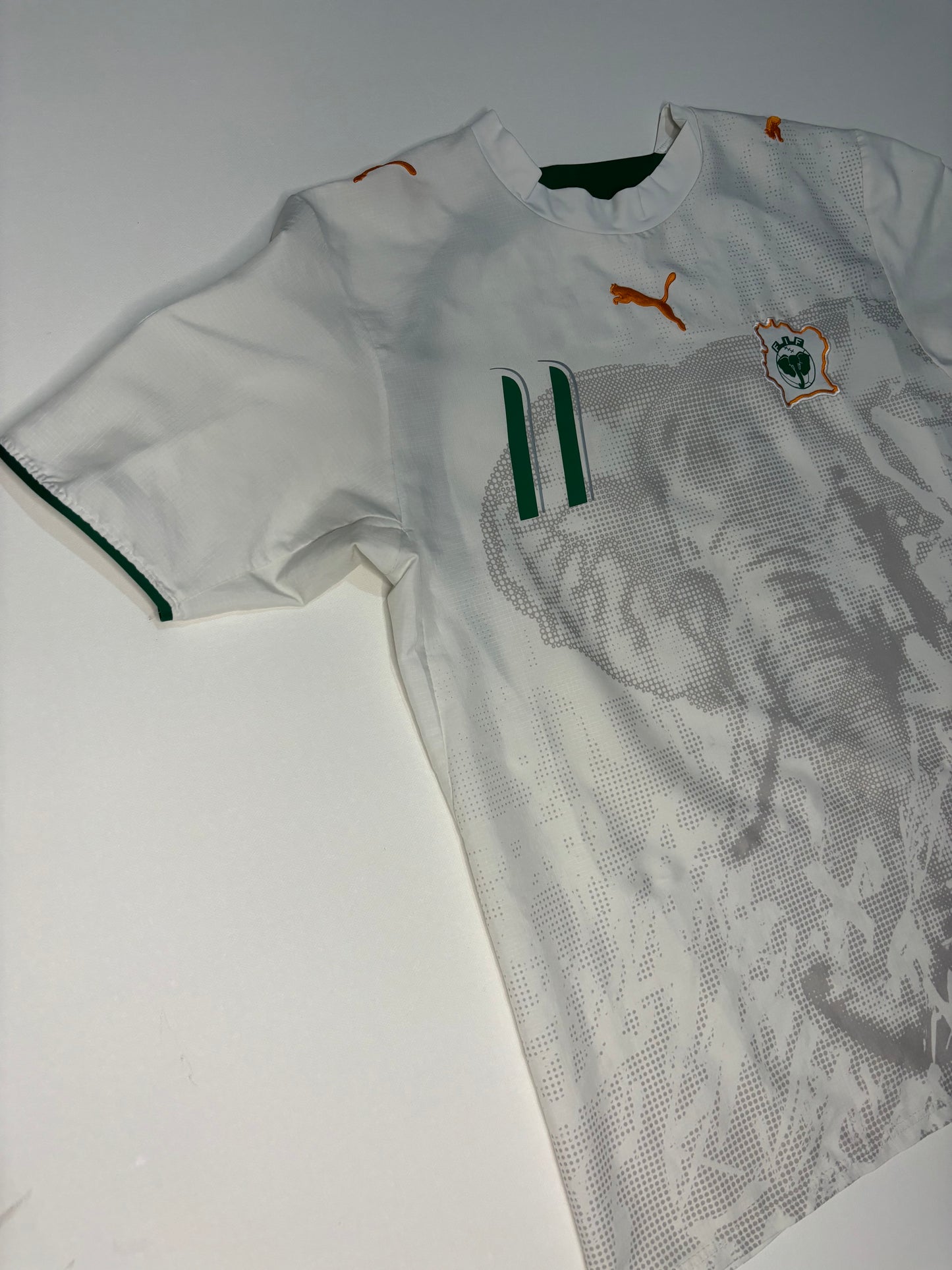 Ivory Coast Away Shirt 2006/07 (L) Drogba 11