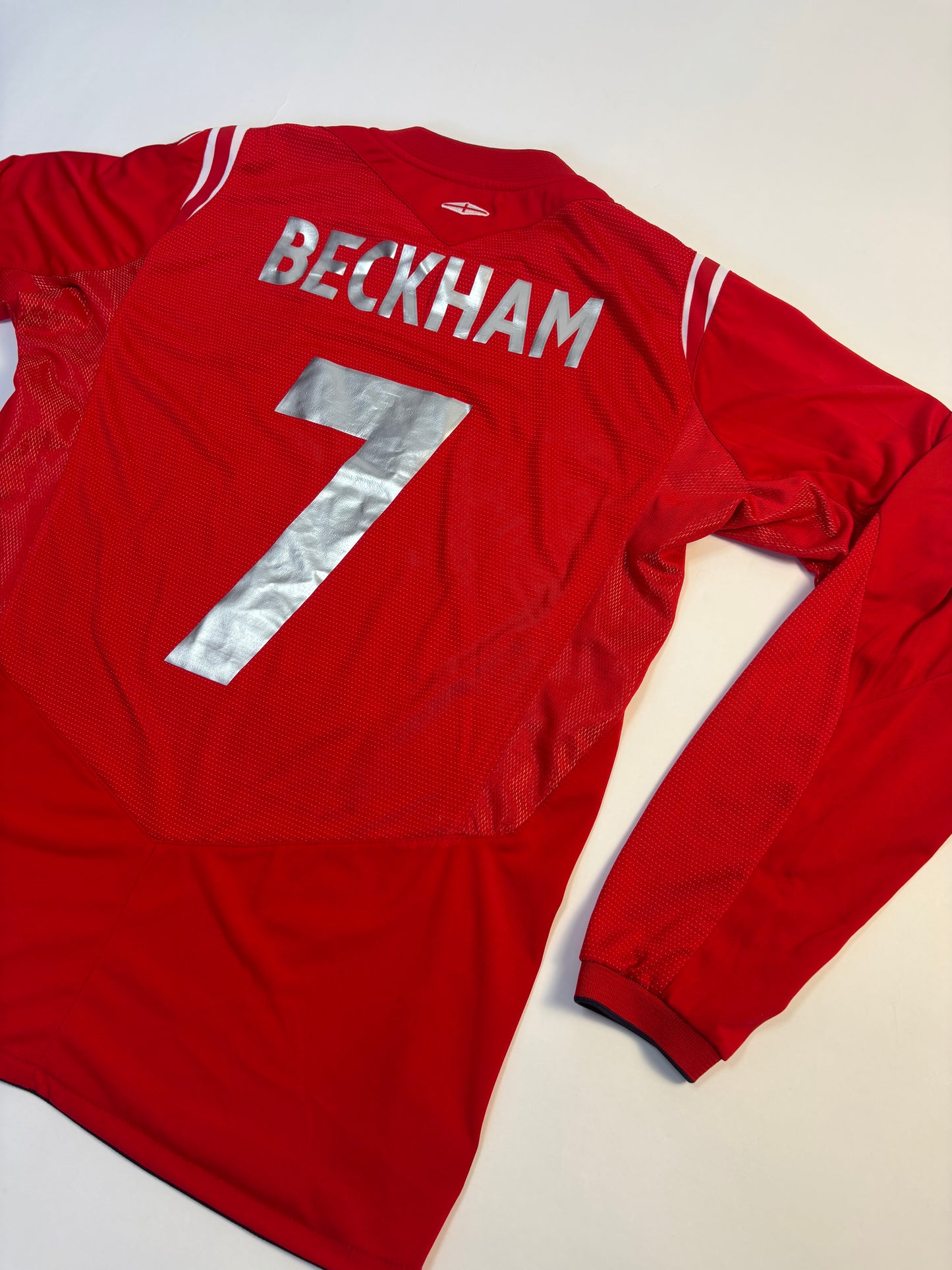 England Away Shirt LS 2004/06 (M) Beckham 7