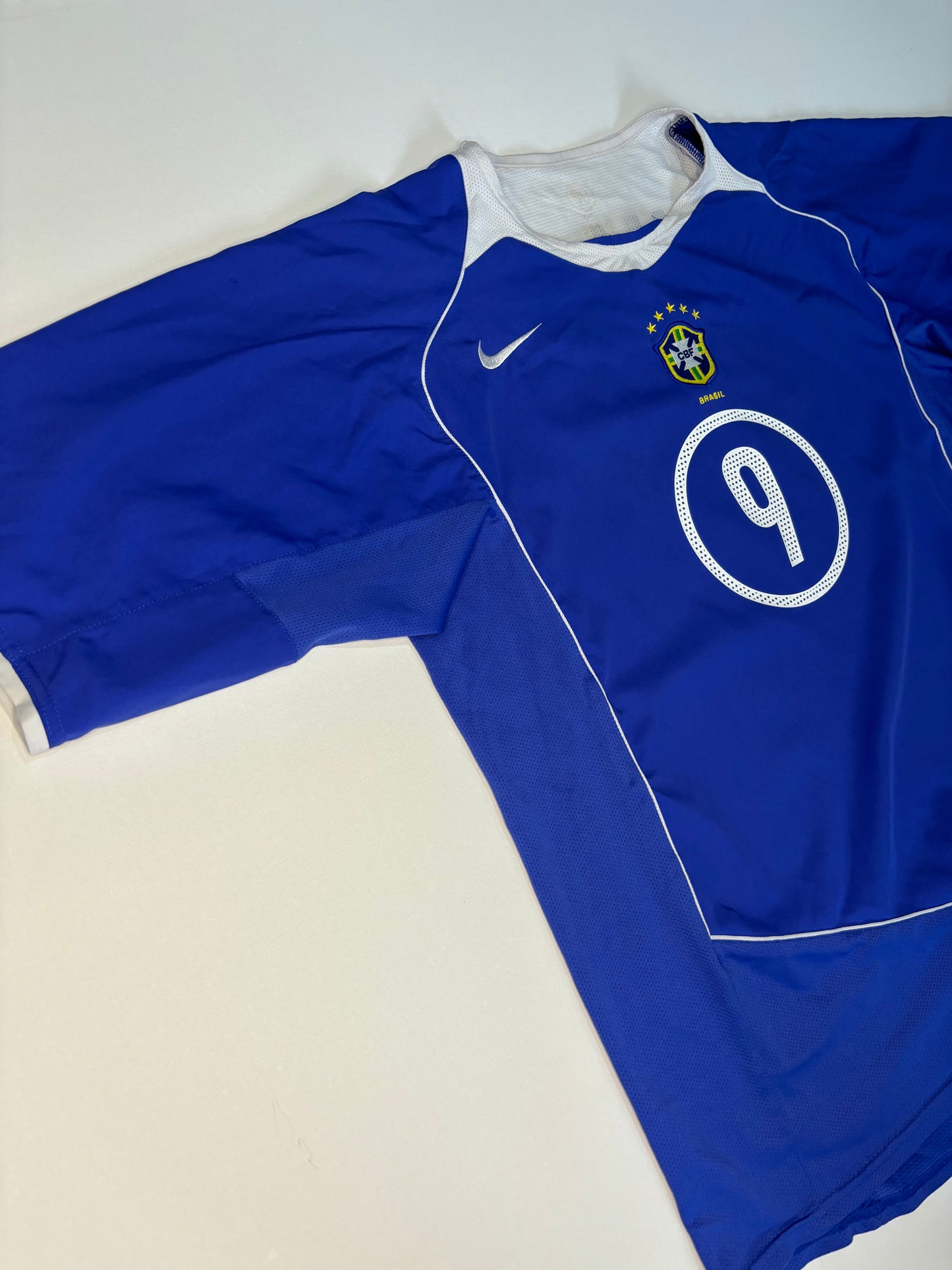 Brazil Away Shirt 2004/06 (L) Ronaldo 9