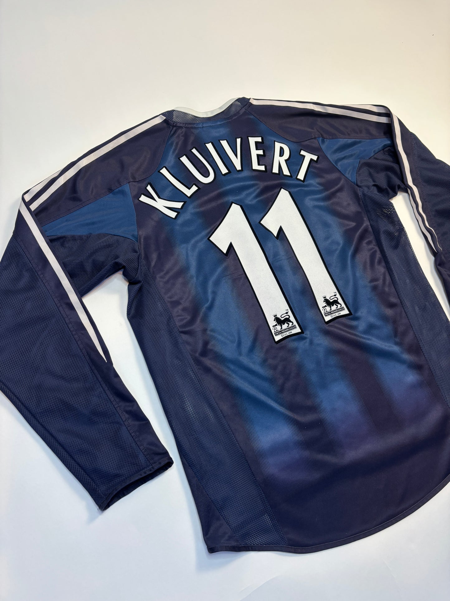 Newcastle Away Shirt 2004/05 LS (S) Kluivert 11