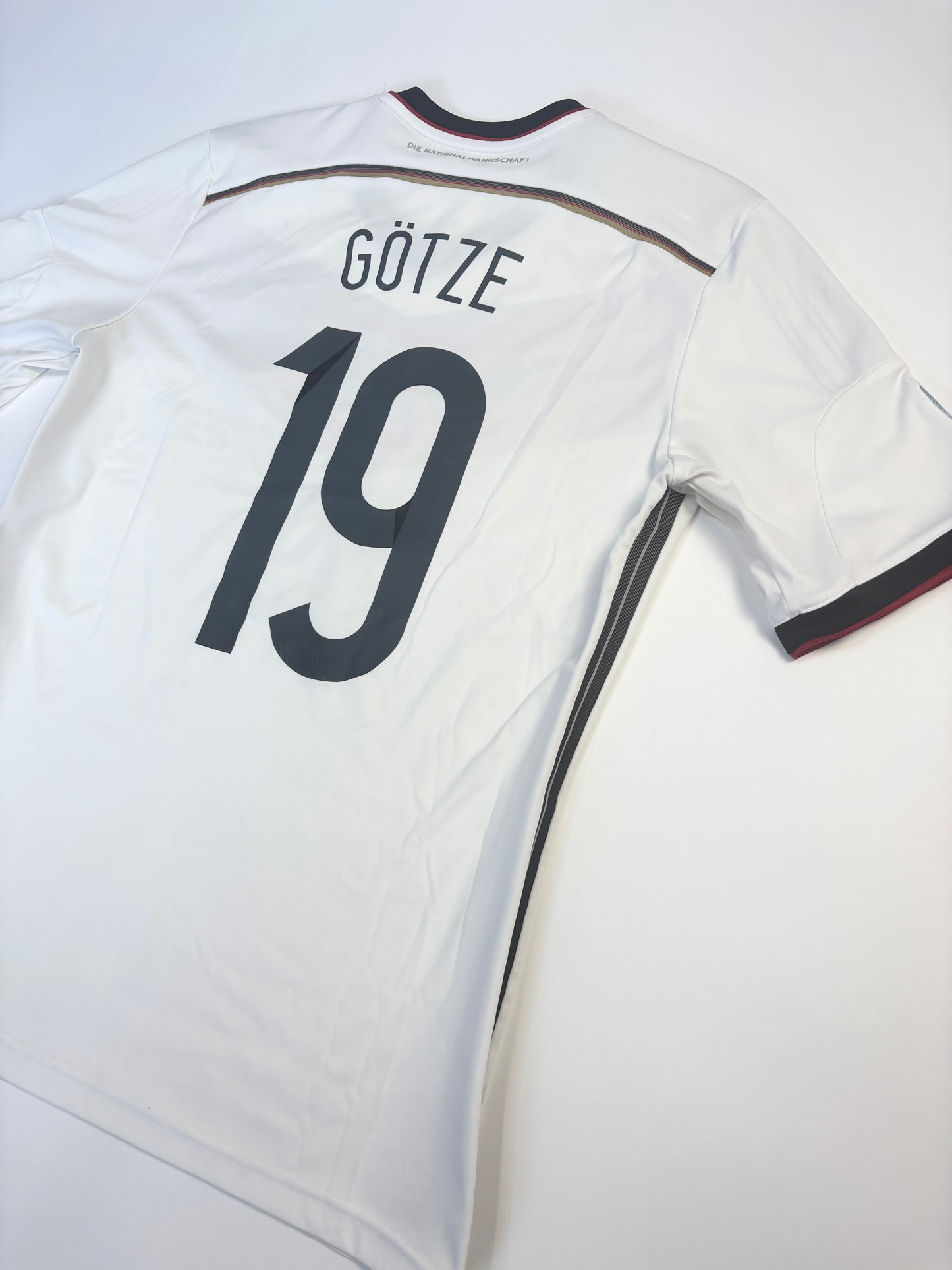 Germany Home Shirt 2014/15 (M) Gotze 19