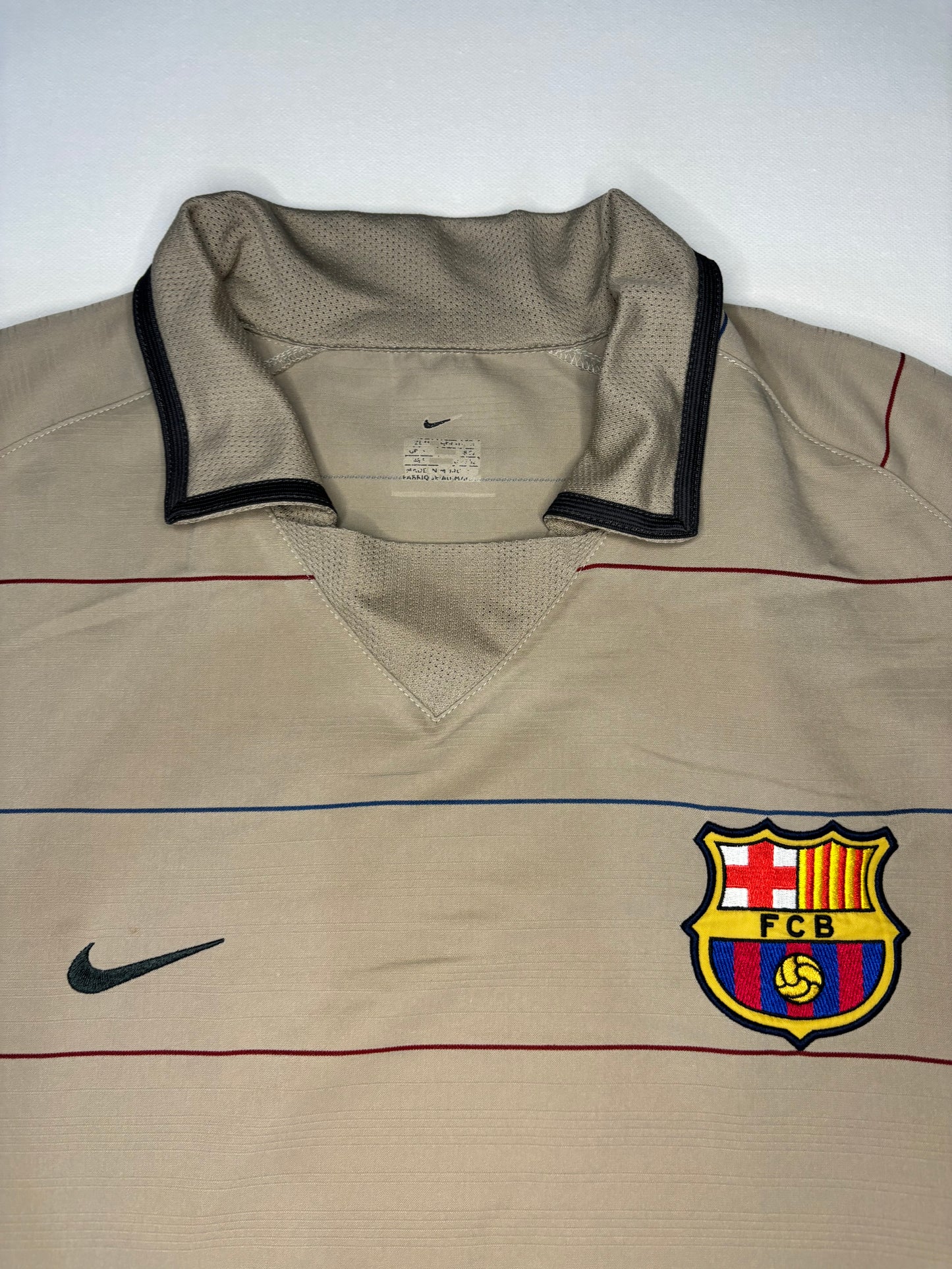 Barcelona Away Shirt 2003/04 (M) Ronaldinho 10