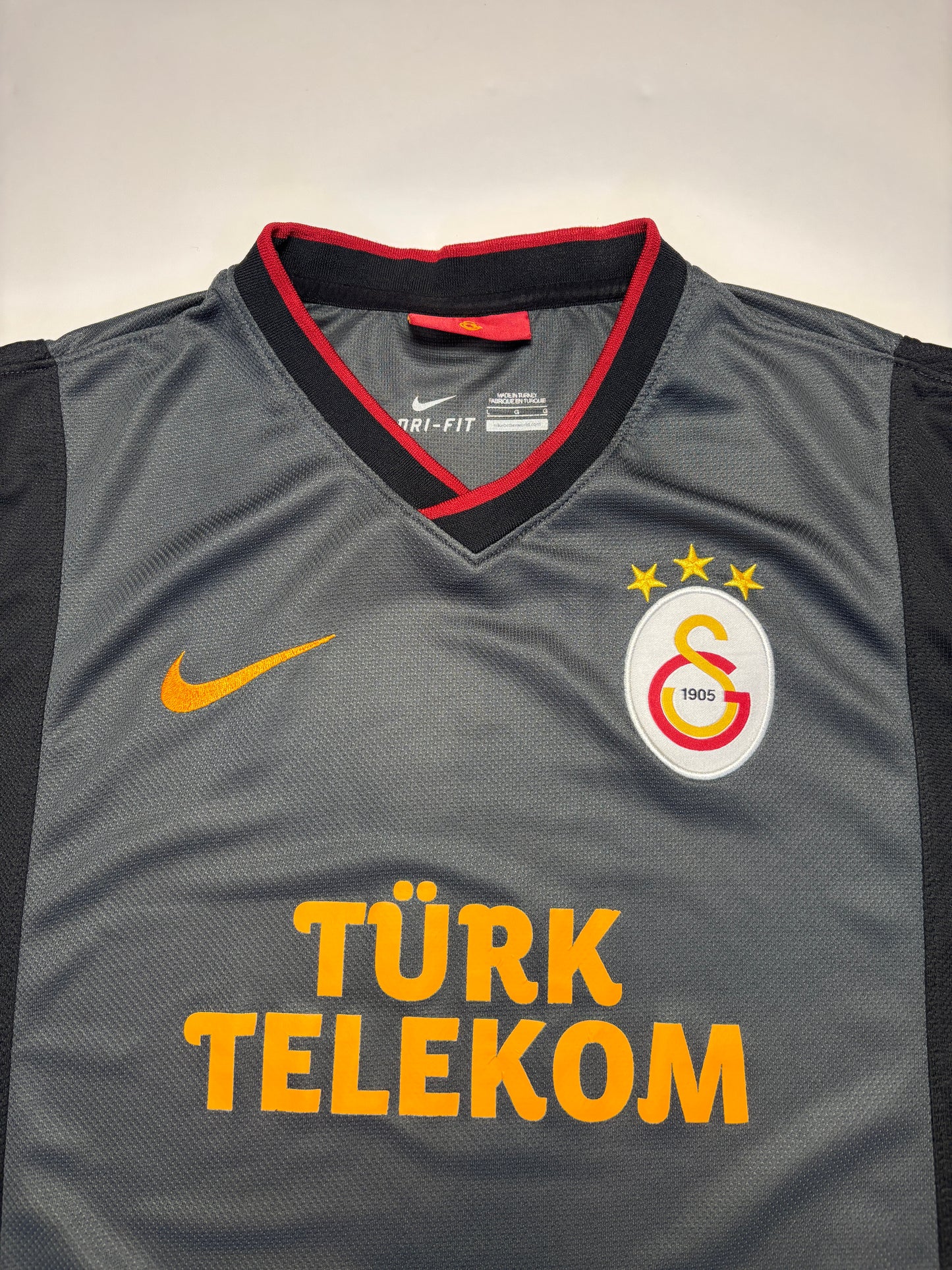Galatasaray Away Shirt 2013/14 (L) Drogba 12