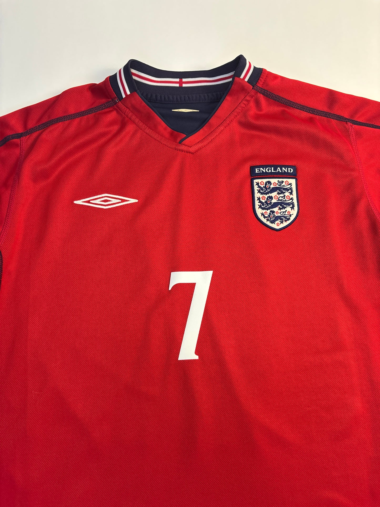 England Away Shirt 2002/04 LS (M) Beckham 7