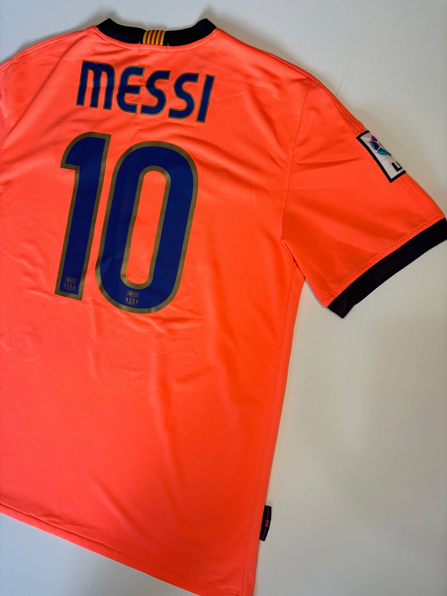 Barcelona Away Shirt 2009/10 (L) Messi 10