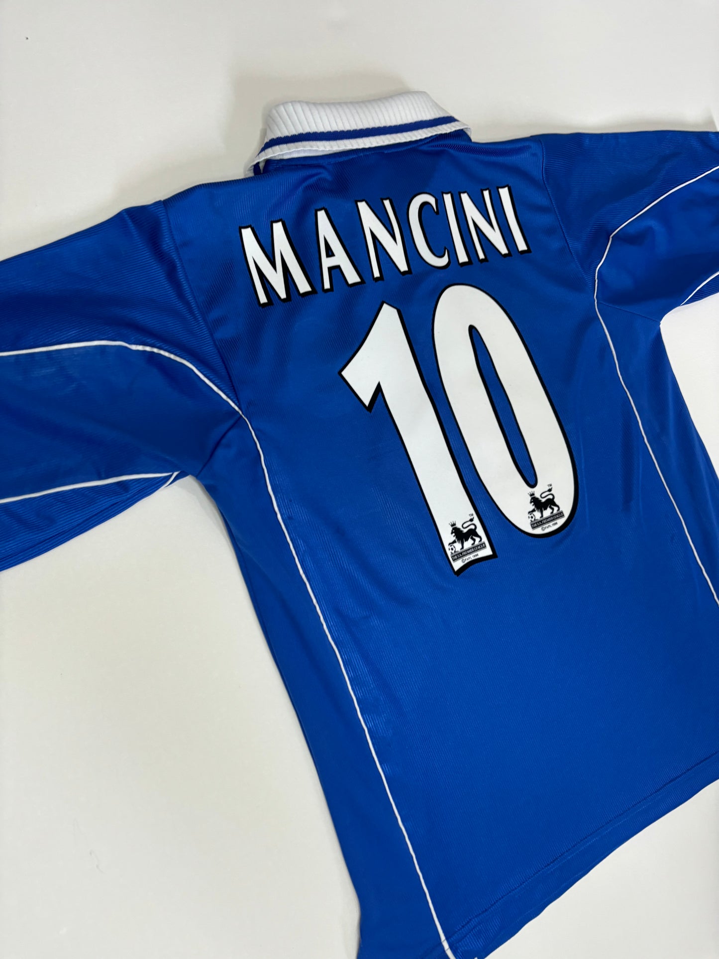 Leicester City Home Shirt 2000/01 (M) Mancini 10