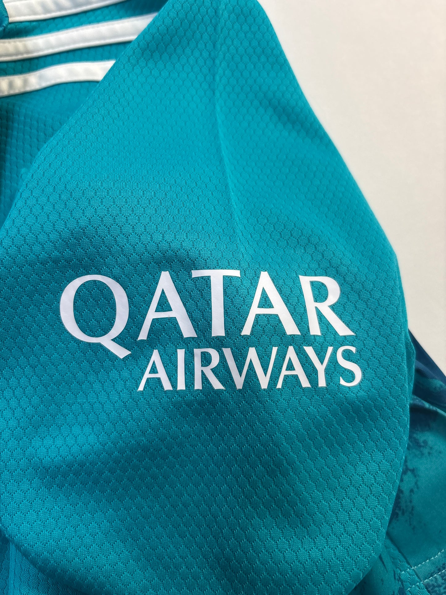 Bayern Munich Goalkeeper Shirt 2020/21 (L) Neuer 1