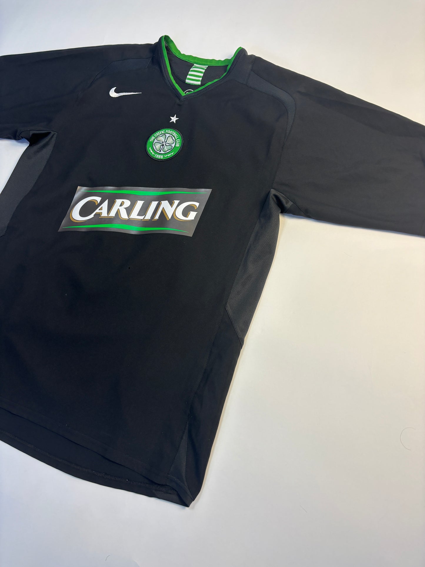 Celtic Third Shirt 2005/06 (M) Keane 16