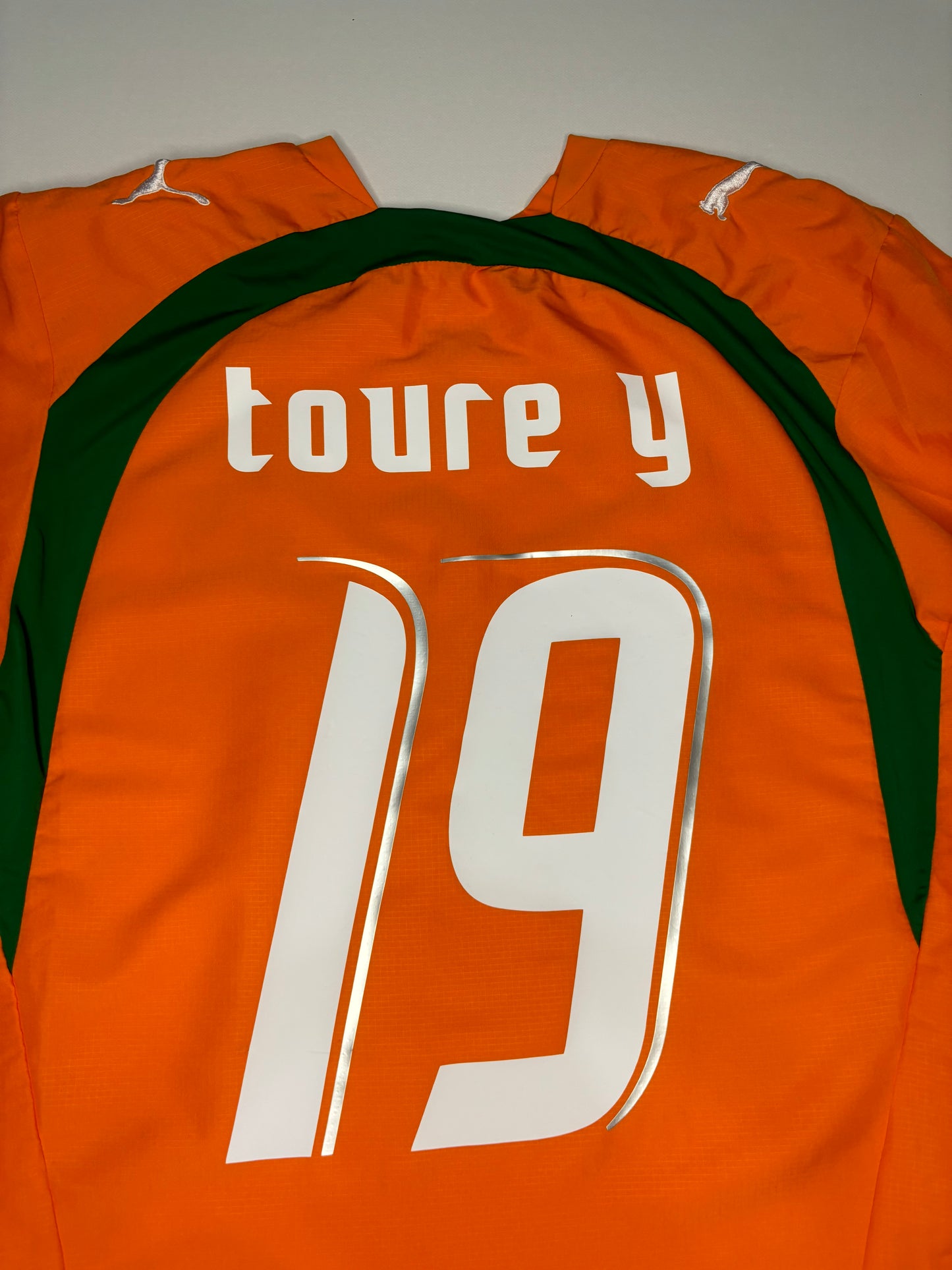 Ivory Coast Home Shirt 2006/07 (M) Toure Yaya 19