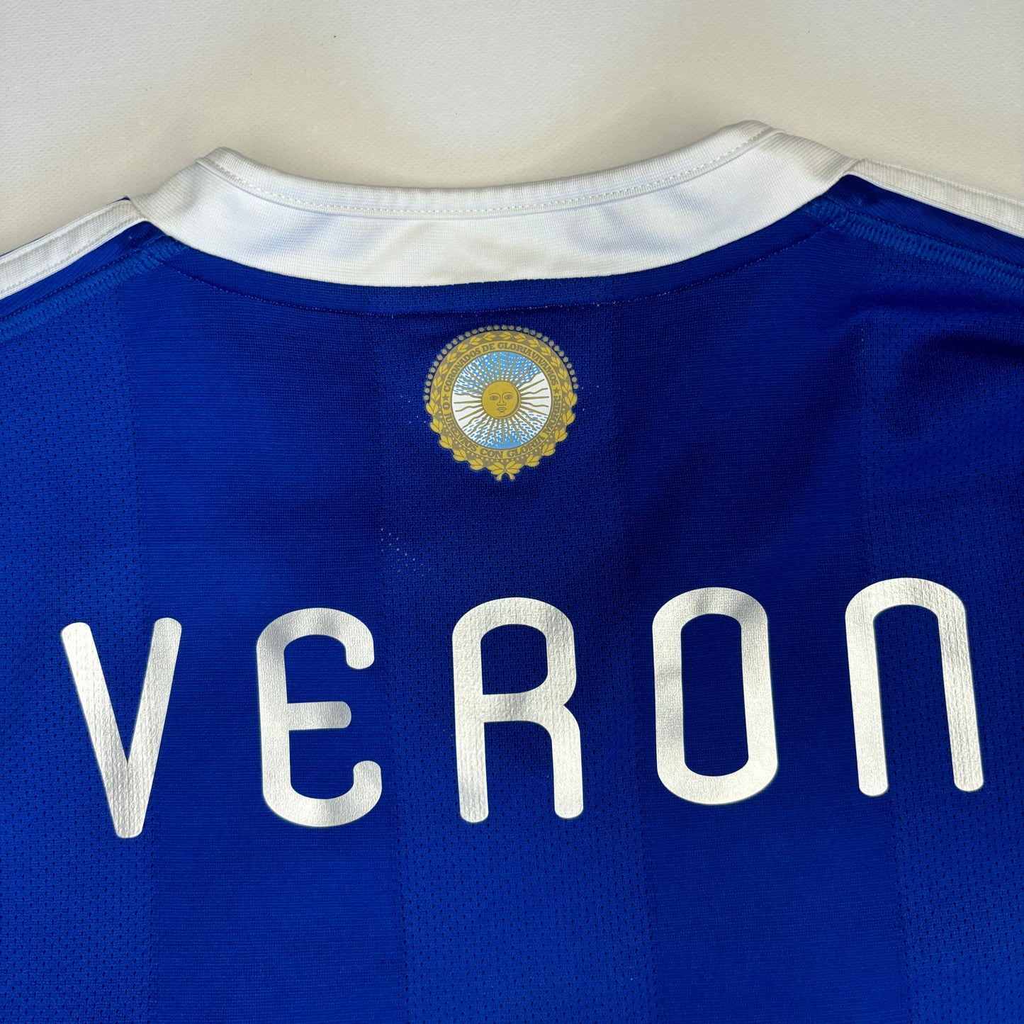 Argentina Away Shirt 2010/11 (M) Veron 8